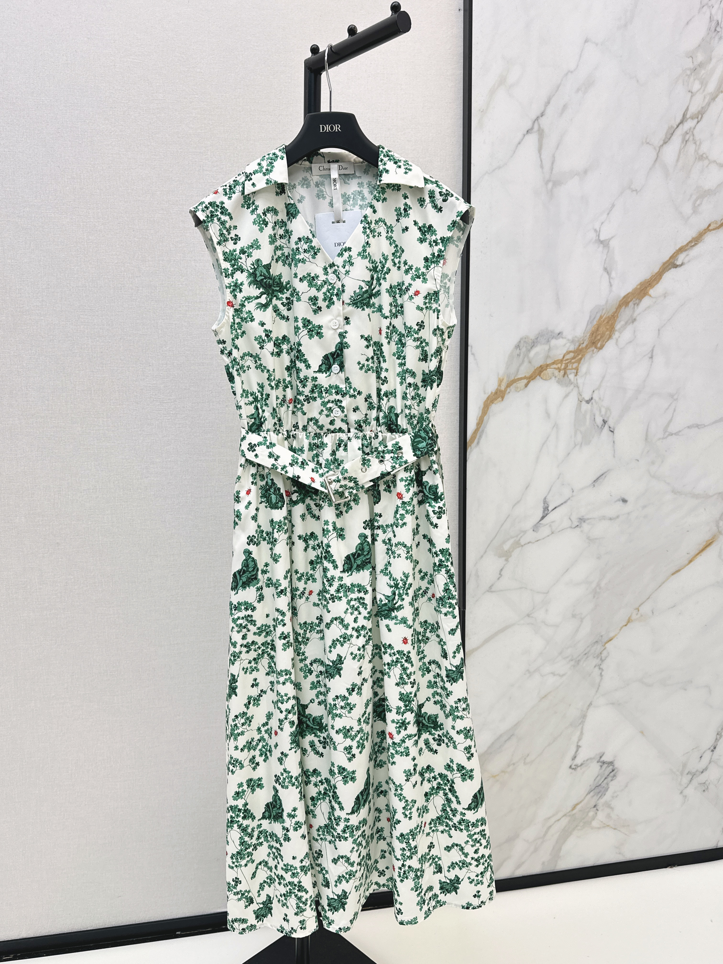 CD 26ss sleeveless print dress