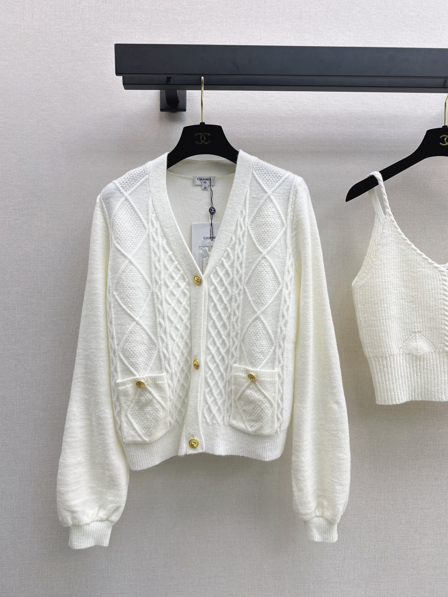 Chan 26fw cable knit camisole cardigan sets