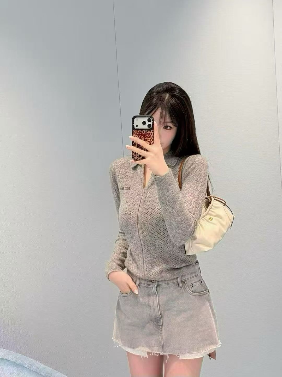 Miu 26fw knit zipper sweater
