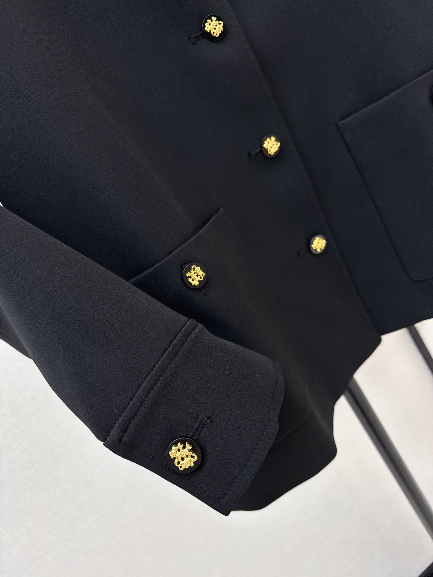 Valen 26fw embroidery blazer