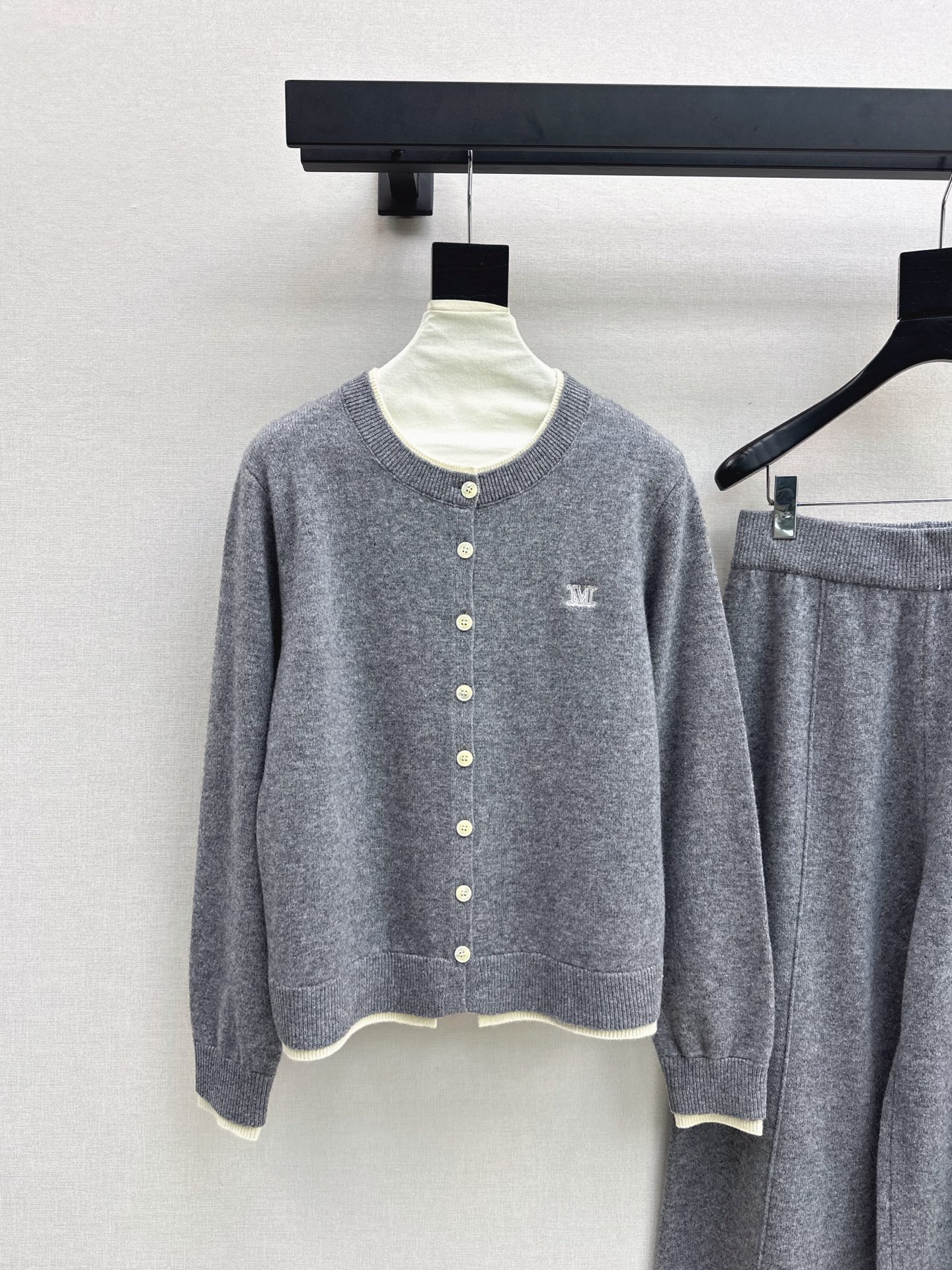 Max 26fw knit cardigan pants sets
