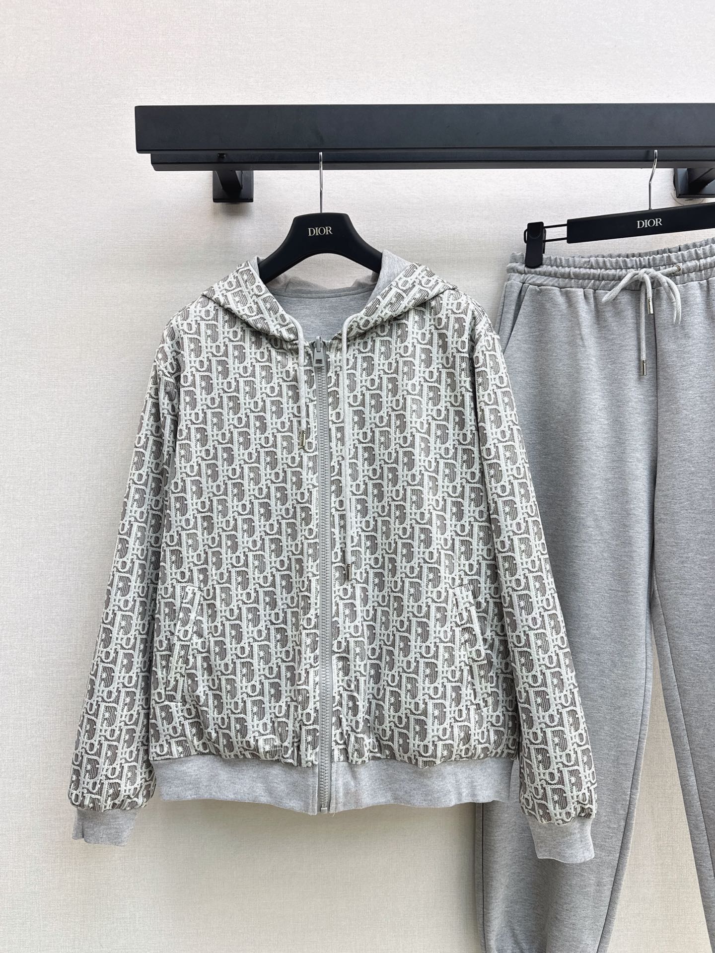 CD 26fw reversible hooded jacket pants sets