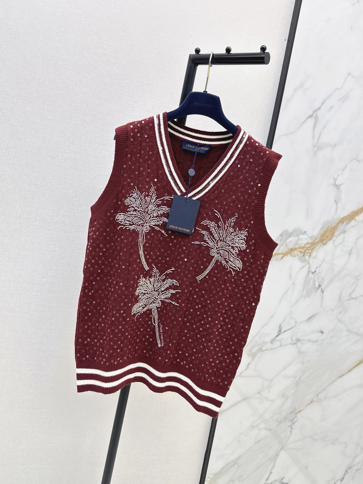 Loui 26fw rhinestone knit vest