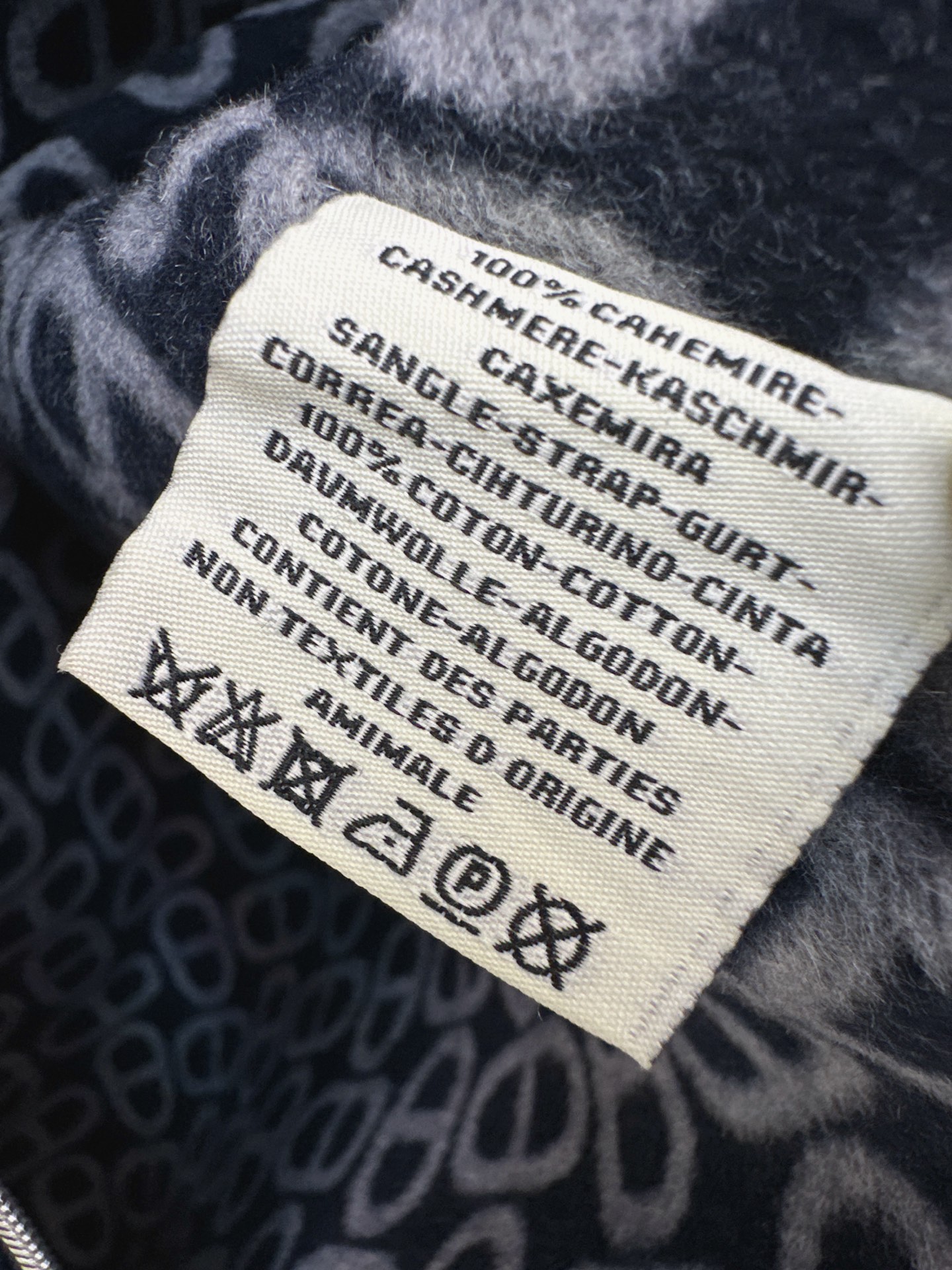 Her 26fw cashmere zip-up overcoats