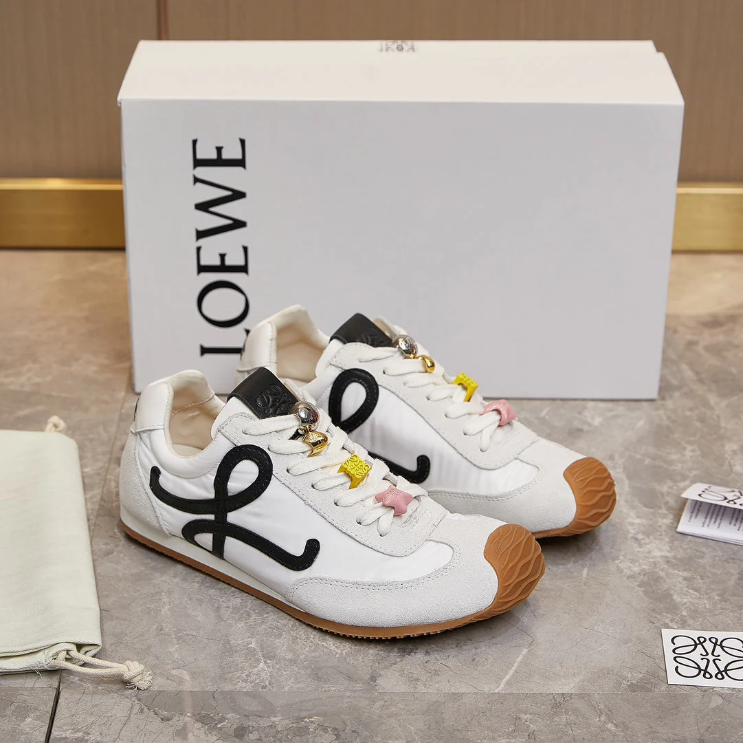 Lo ballet runner sneaker