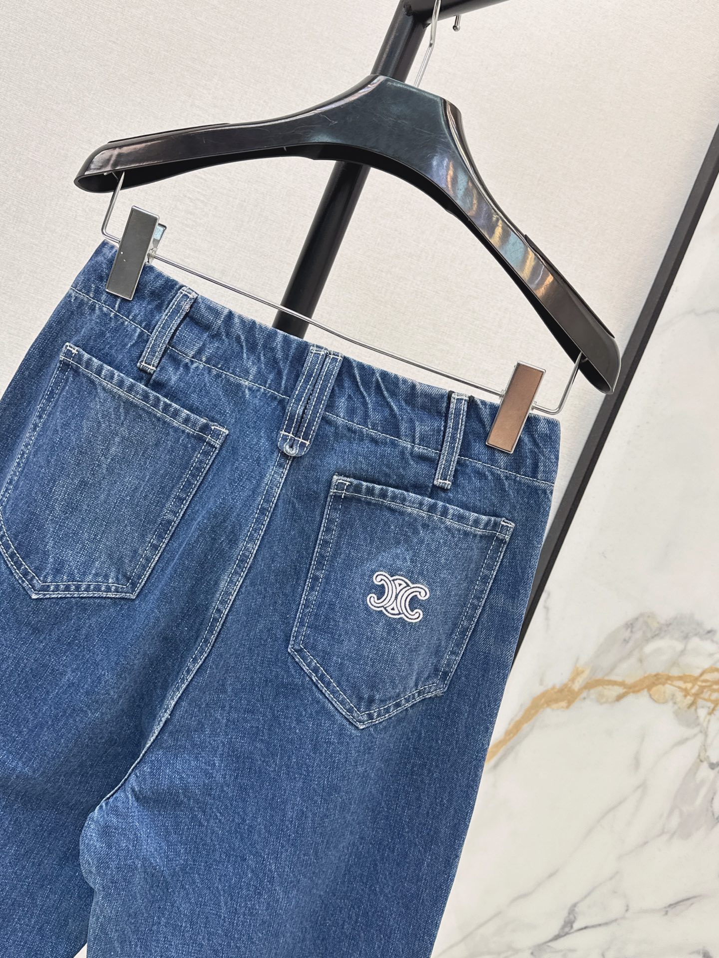 Celi 26fw flared jeans