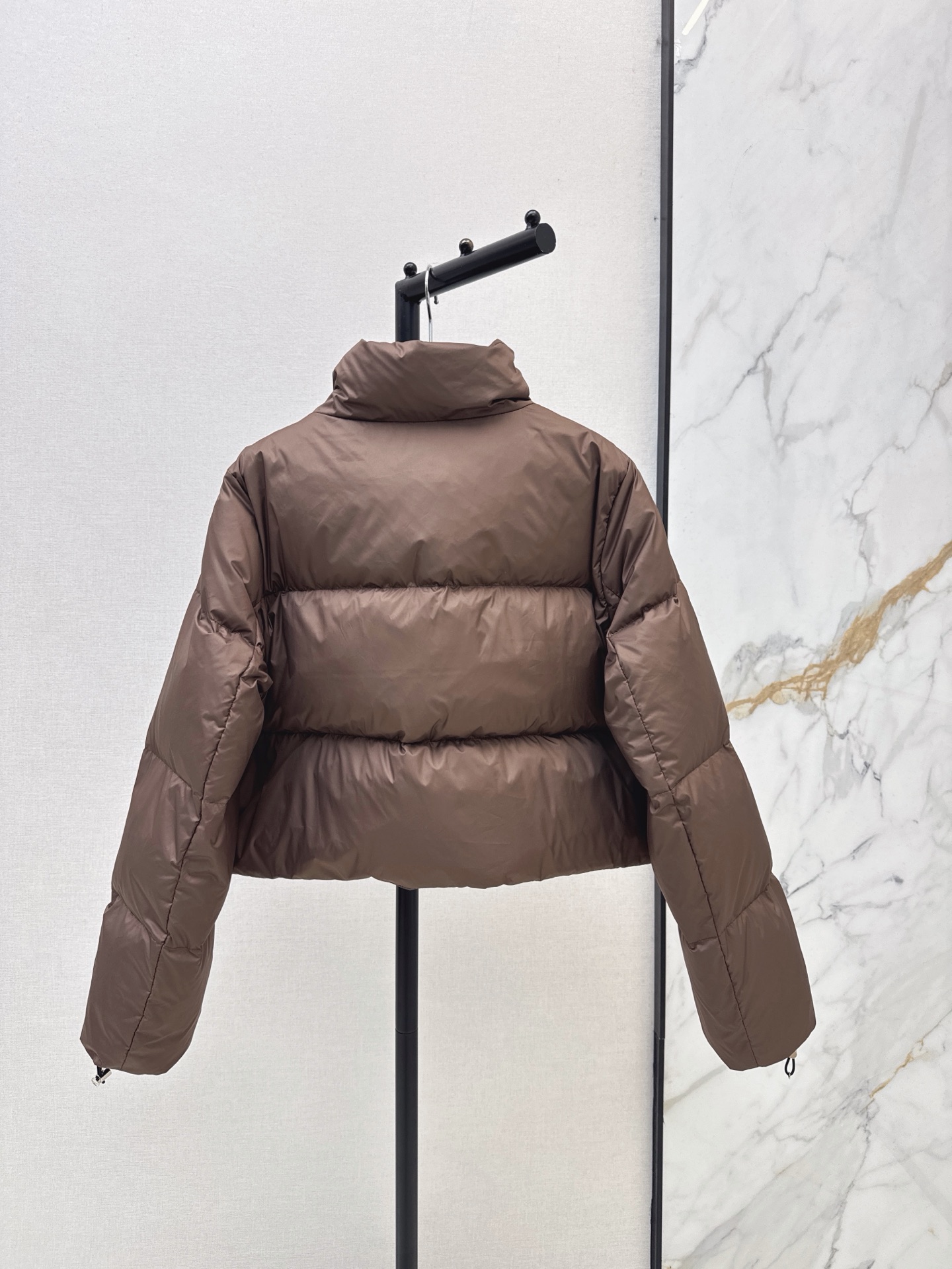 Pra 26fw cropped down jacket