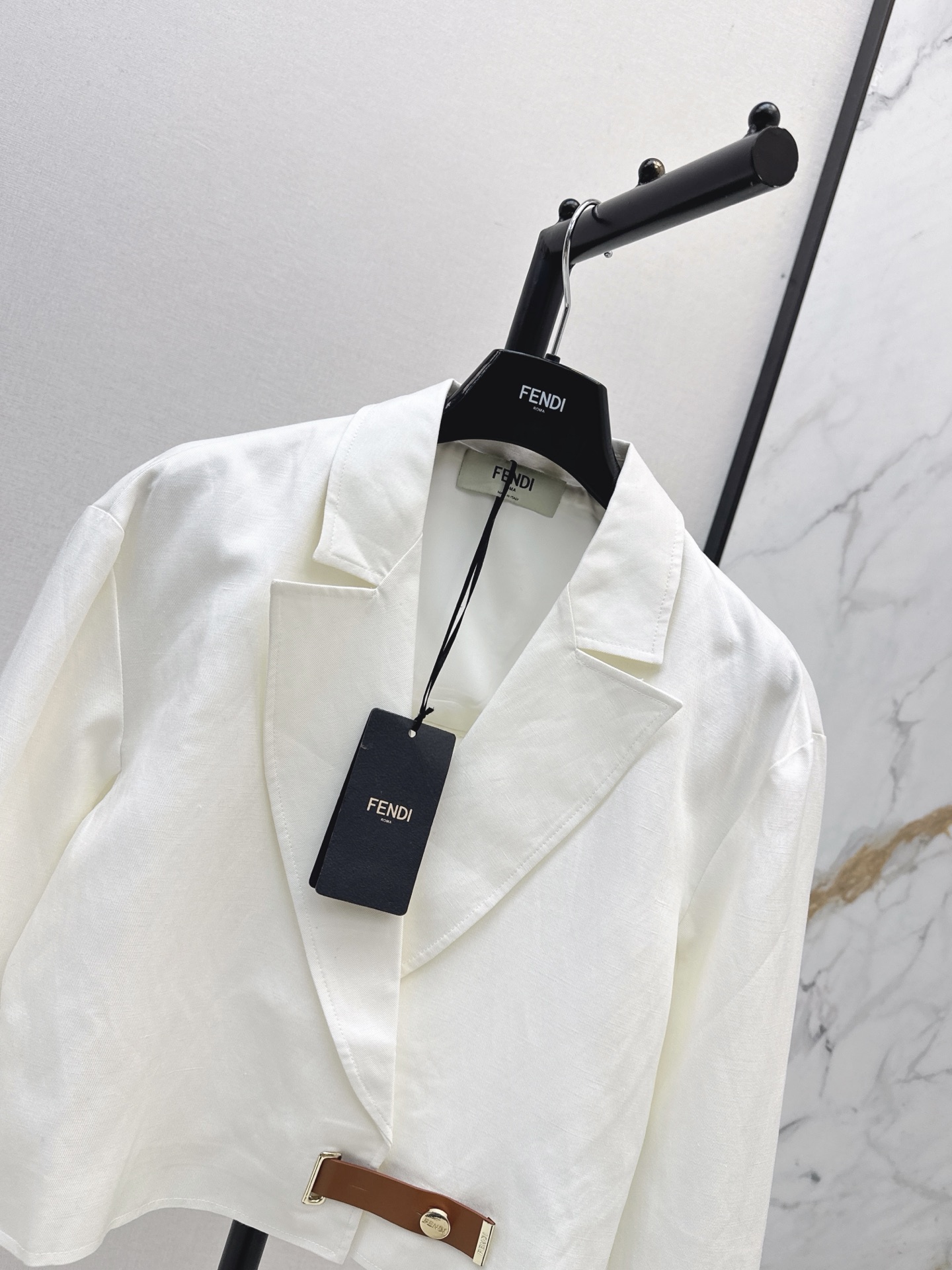 Fen 26fw cropped jacket