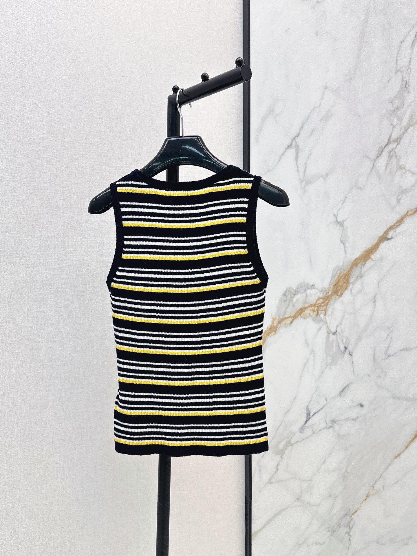 Sain 26fw stripe knit vest