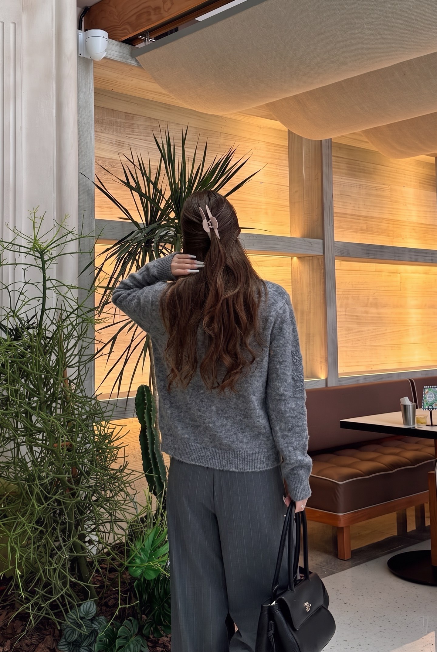 ES 26fw embroidery knit cardigan