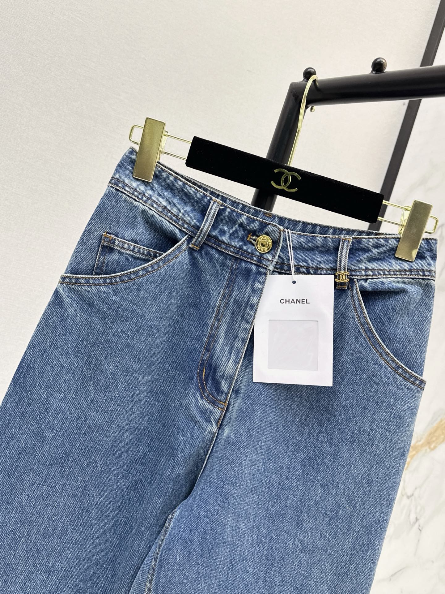 Chan 26fw straight-leg jeans