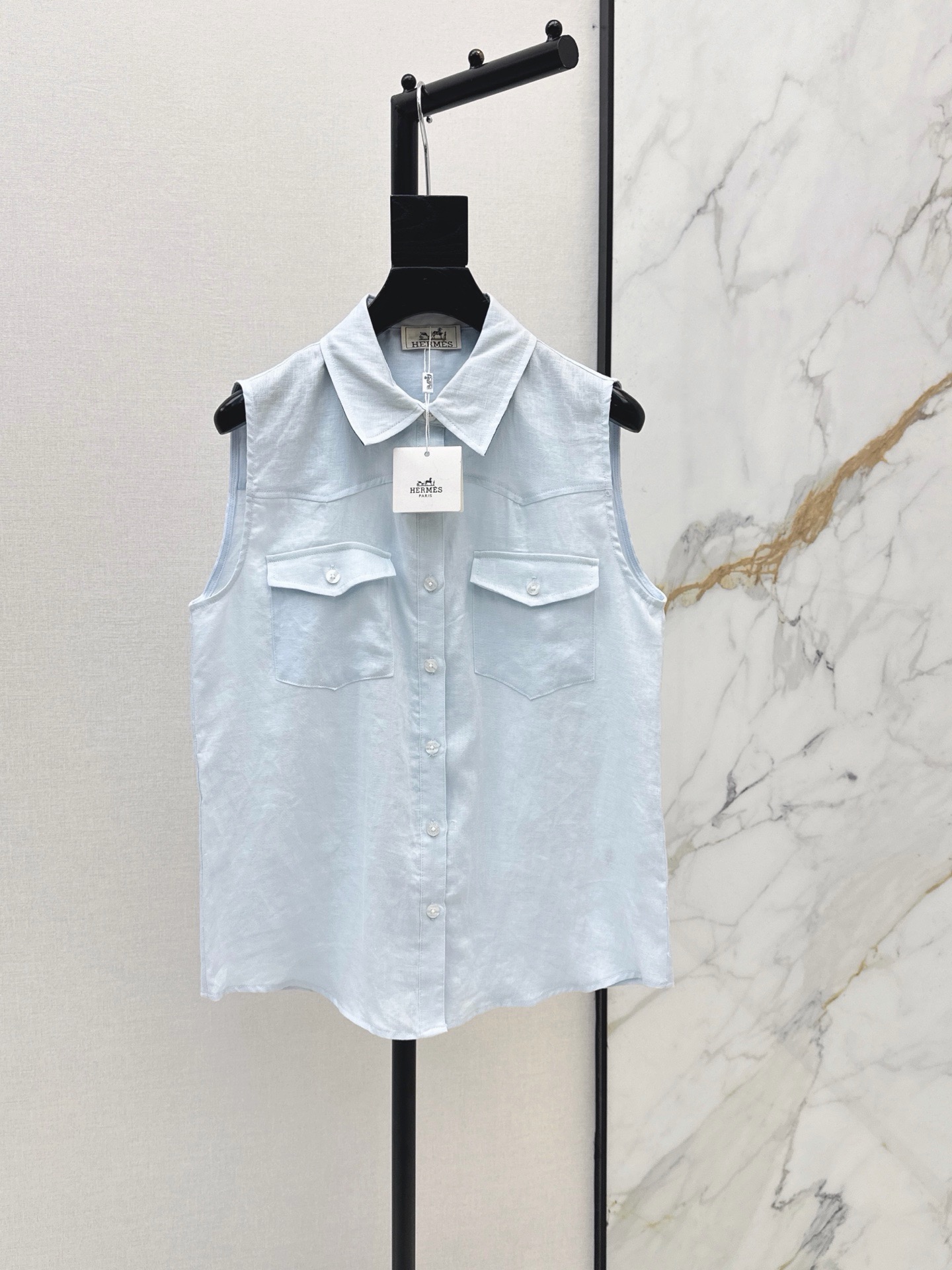 Her 26ss sleeveless linen shirt