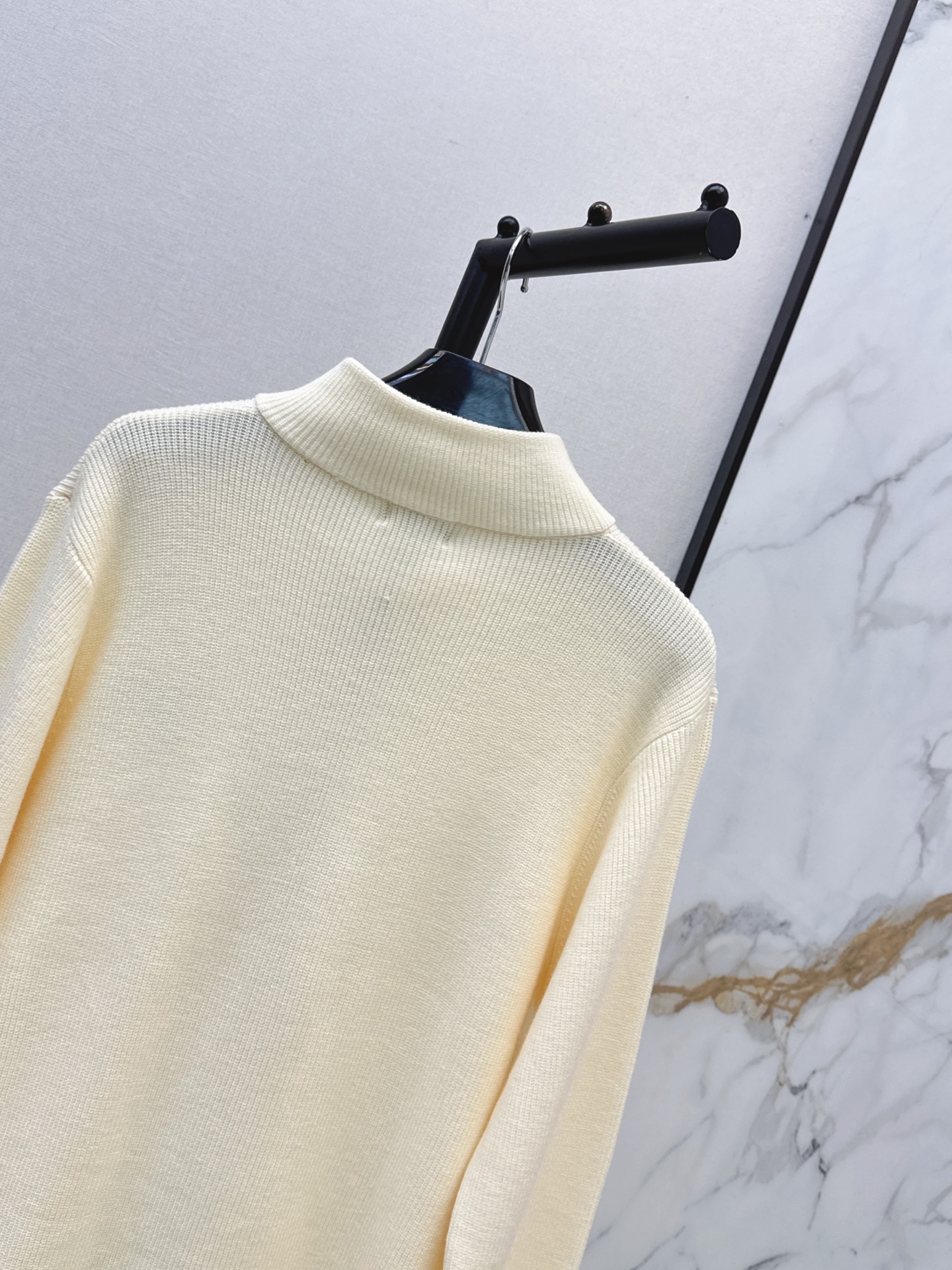 Celi 26fw wool cardigan