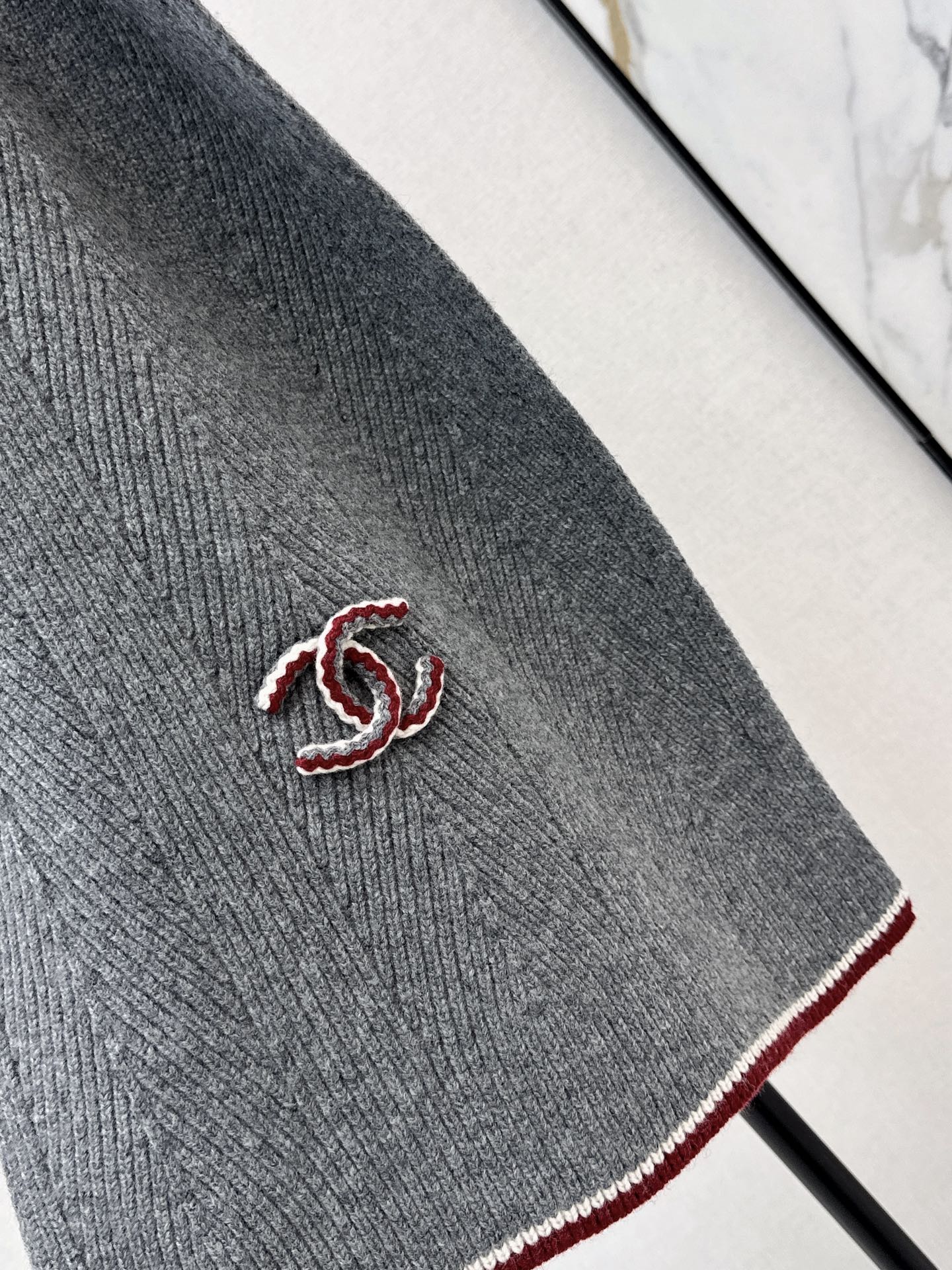 Chan 26fw cashmere scarf