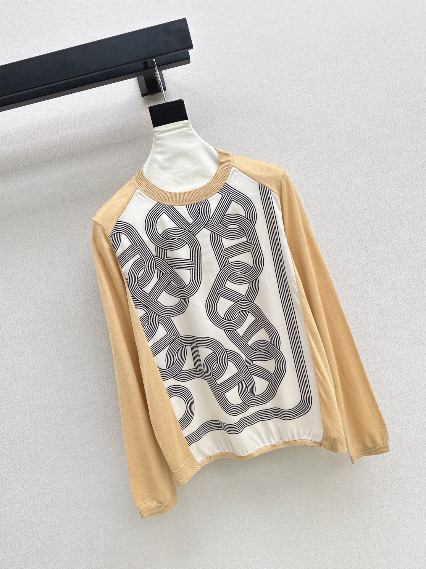 Her 26fw print knitwear