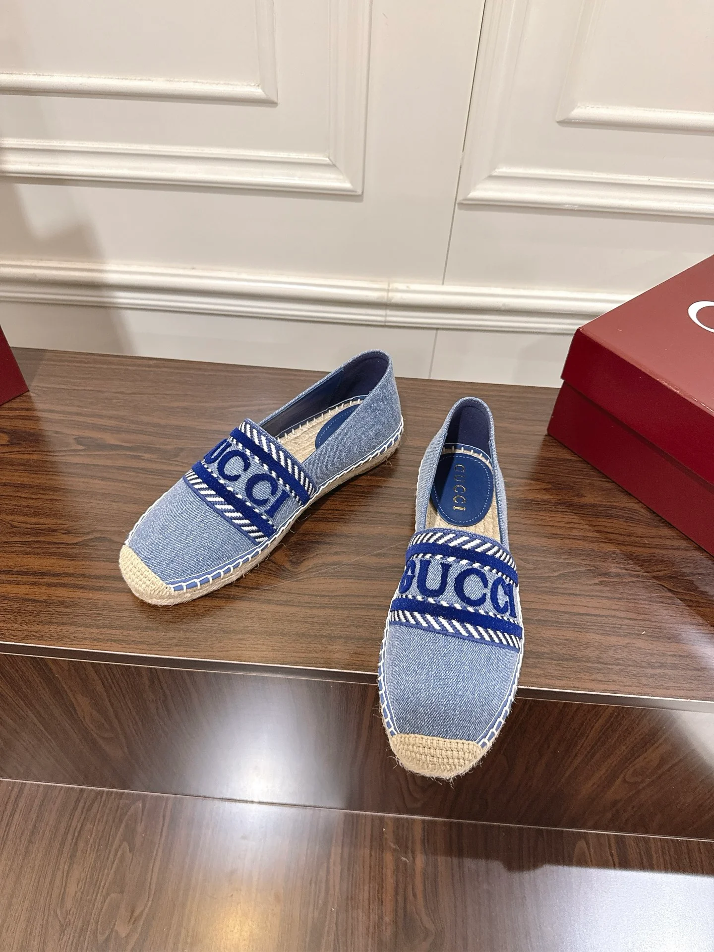 Guc 25fw espadrilles