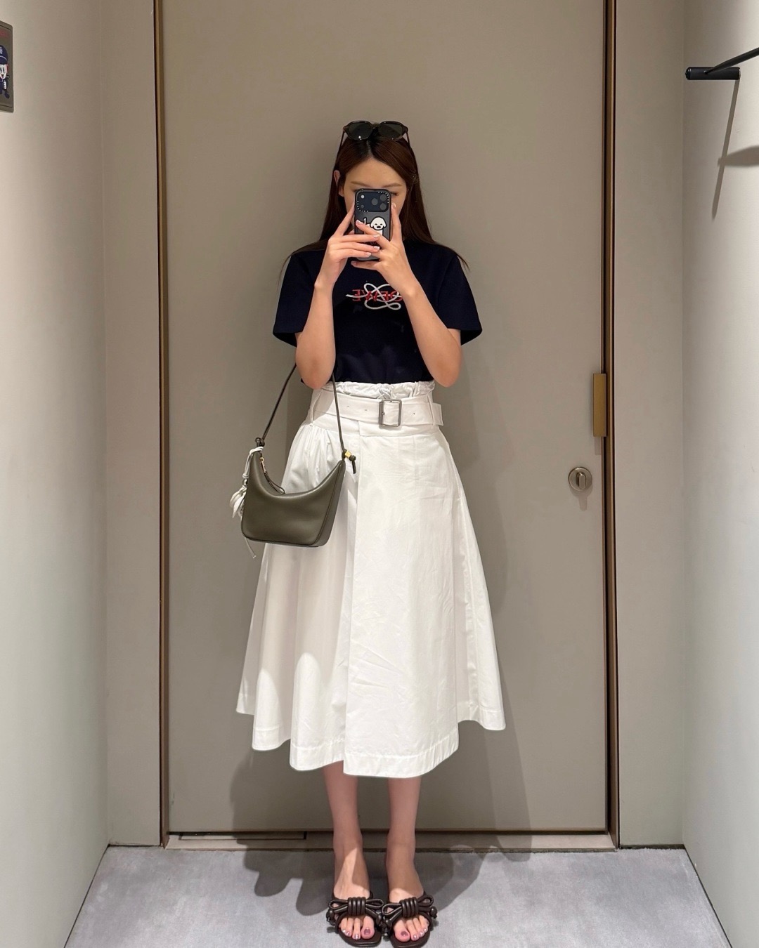 Loe 26ss belted pleated skirt