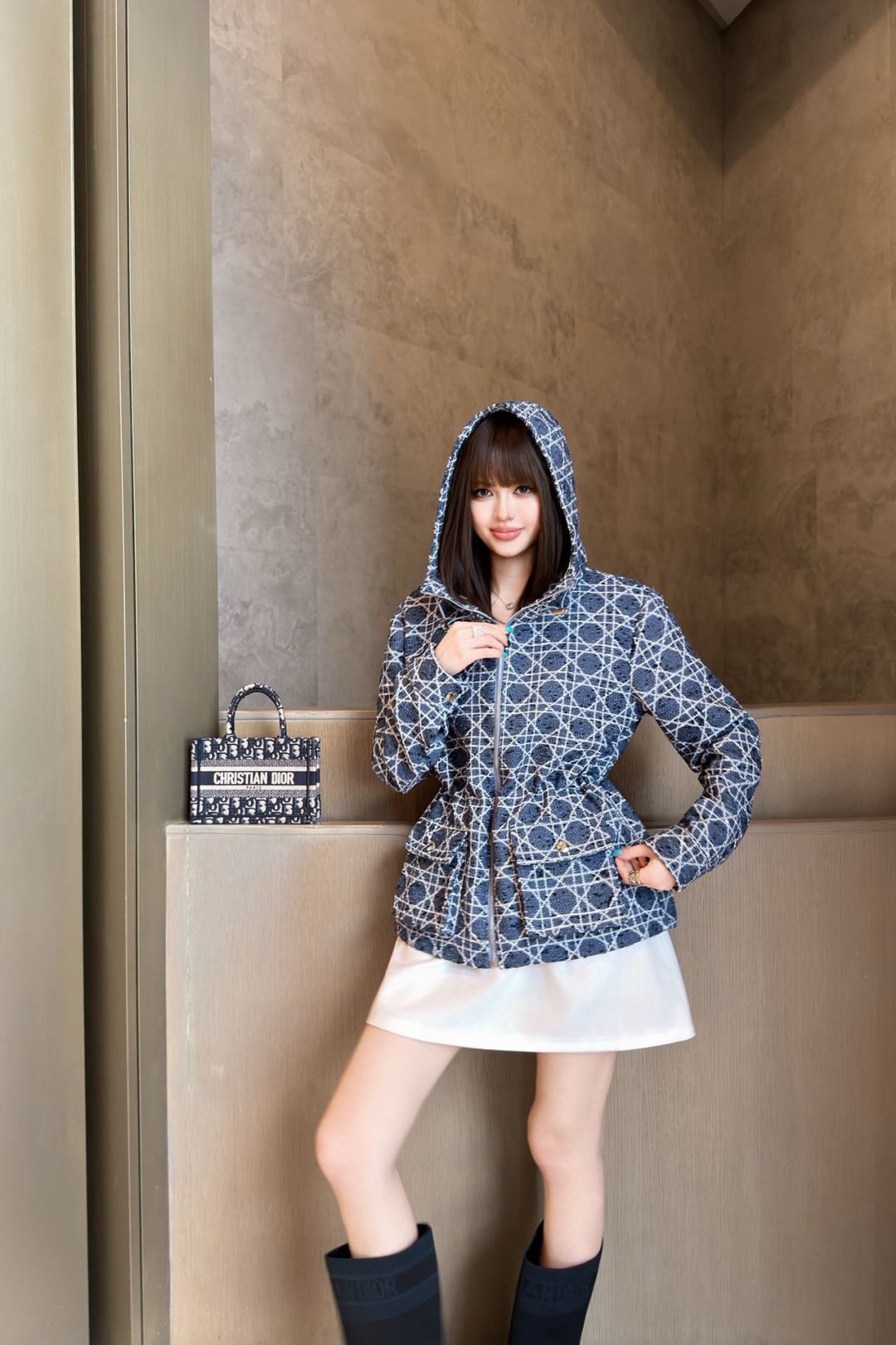 CD 26fw check drawstring hooded jacket