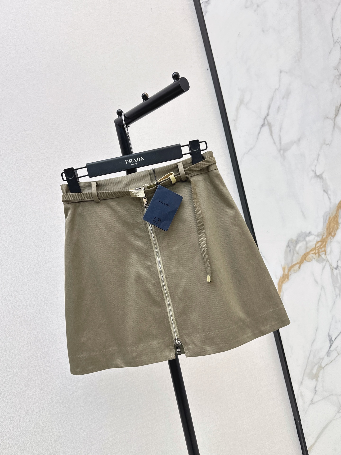 Pra 26fw zipper mini skirt
