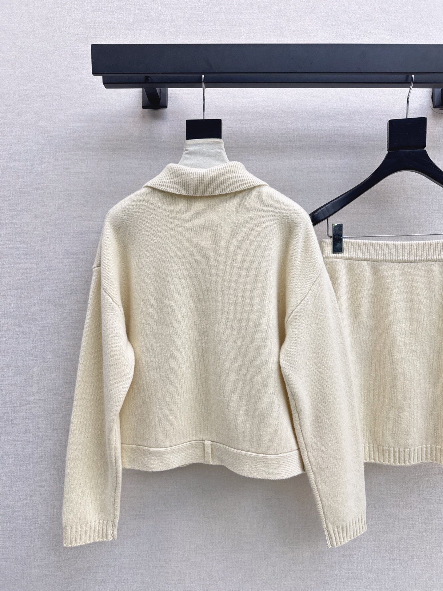 Max 26fw knit cardigan skirt sets