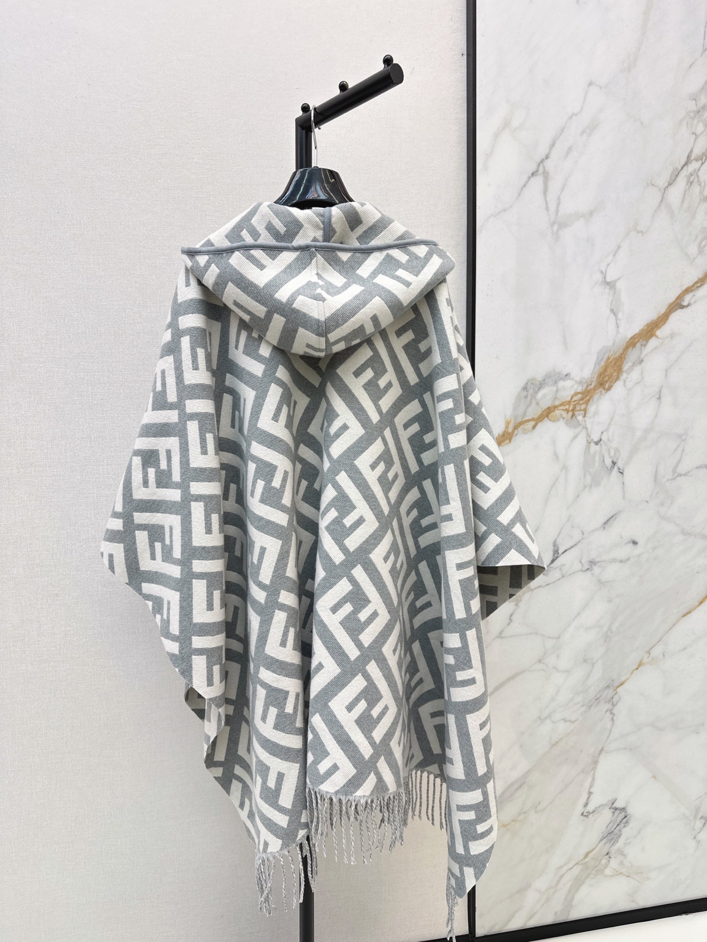 Fen 26fw cashmere hooded shawls cape