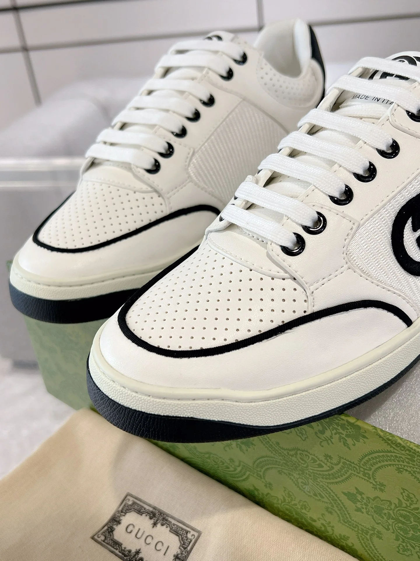 Gucc 25fw casual sneaker