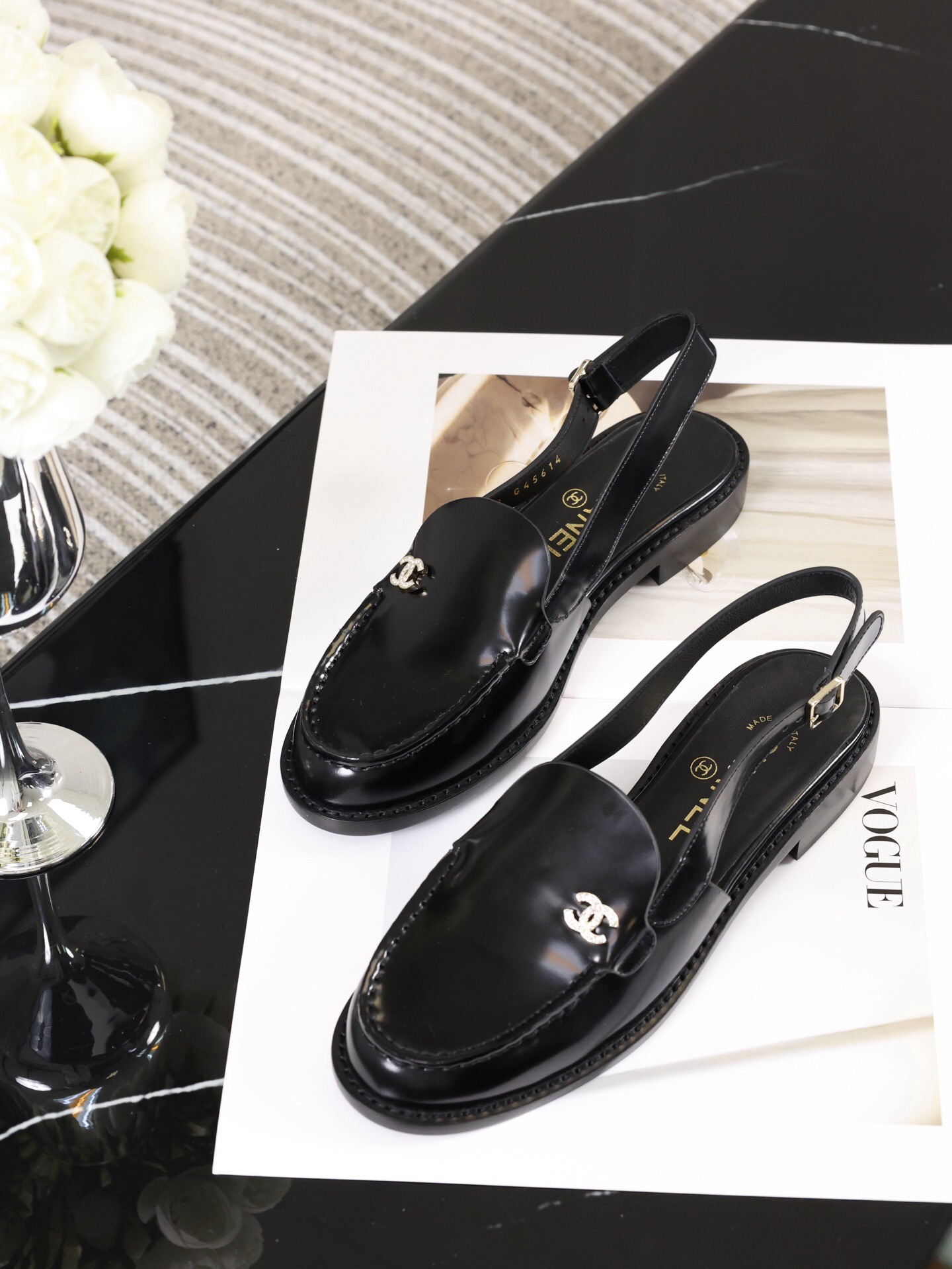 Chan 26fw Black Slingback Loafers