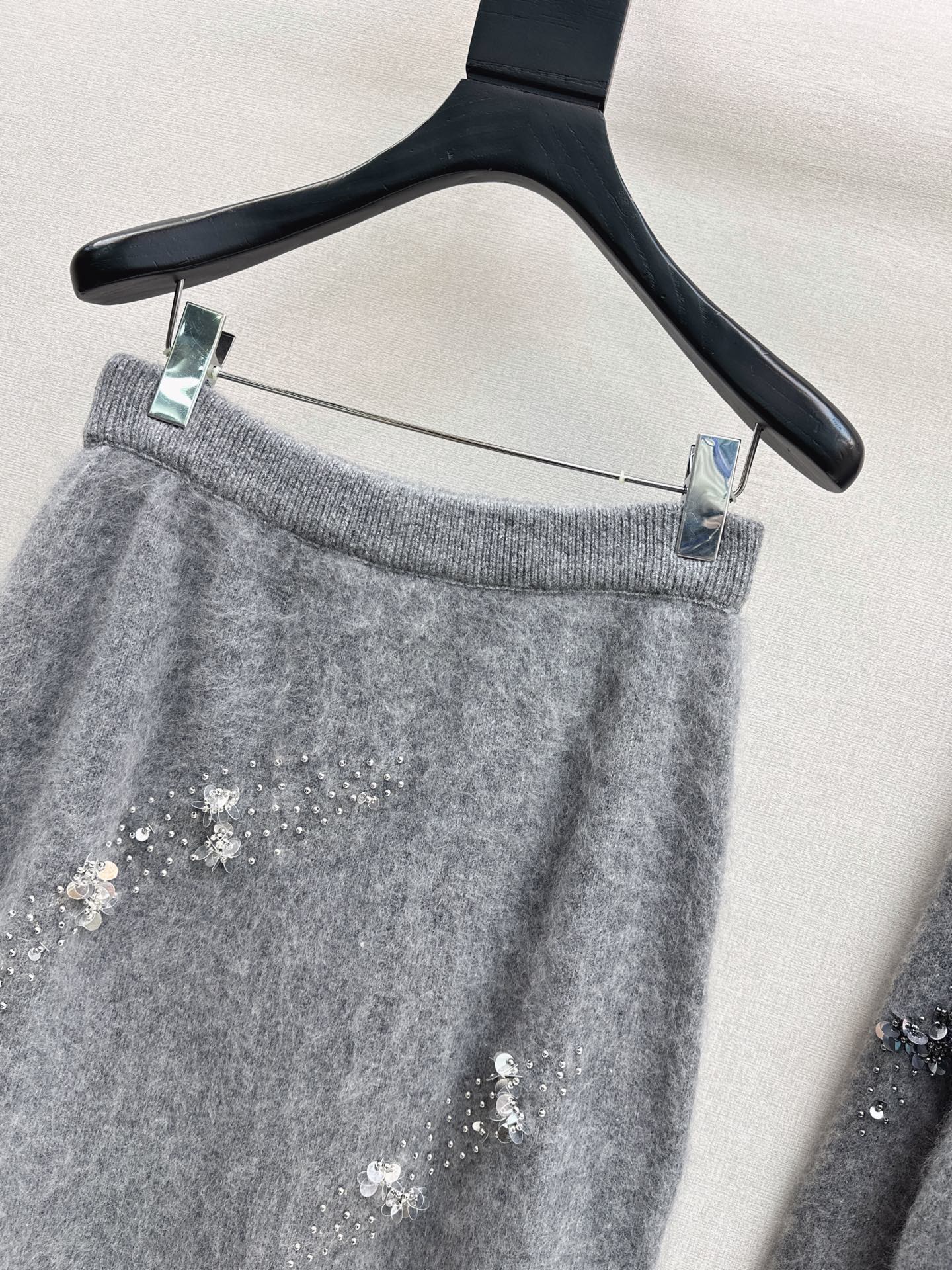 Miu 26fw beading sequin knit sweater skirt sets