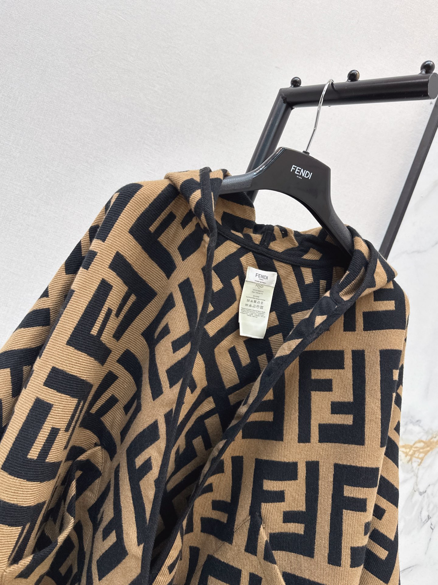 Fen 26fw cashmere hooded shawls cape