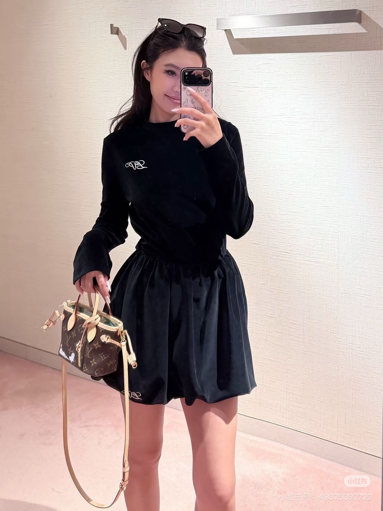 Loui 26fw velvet skirt