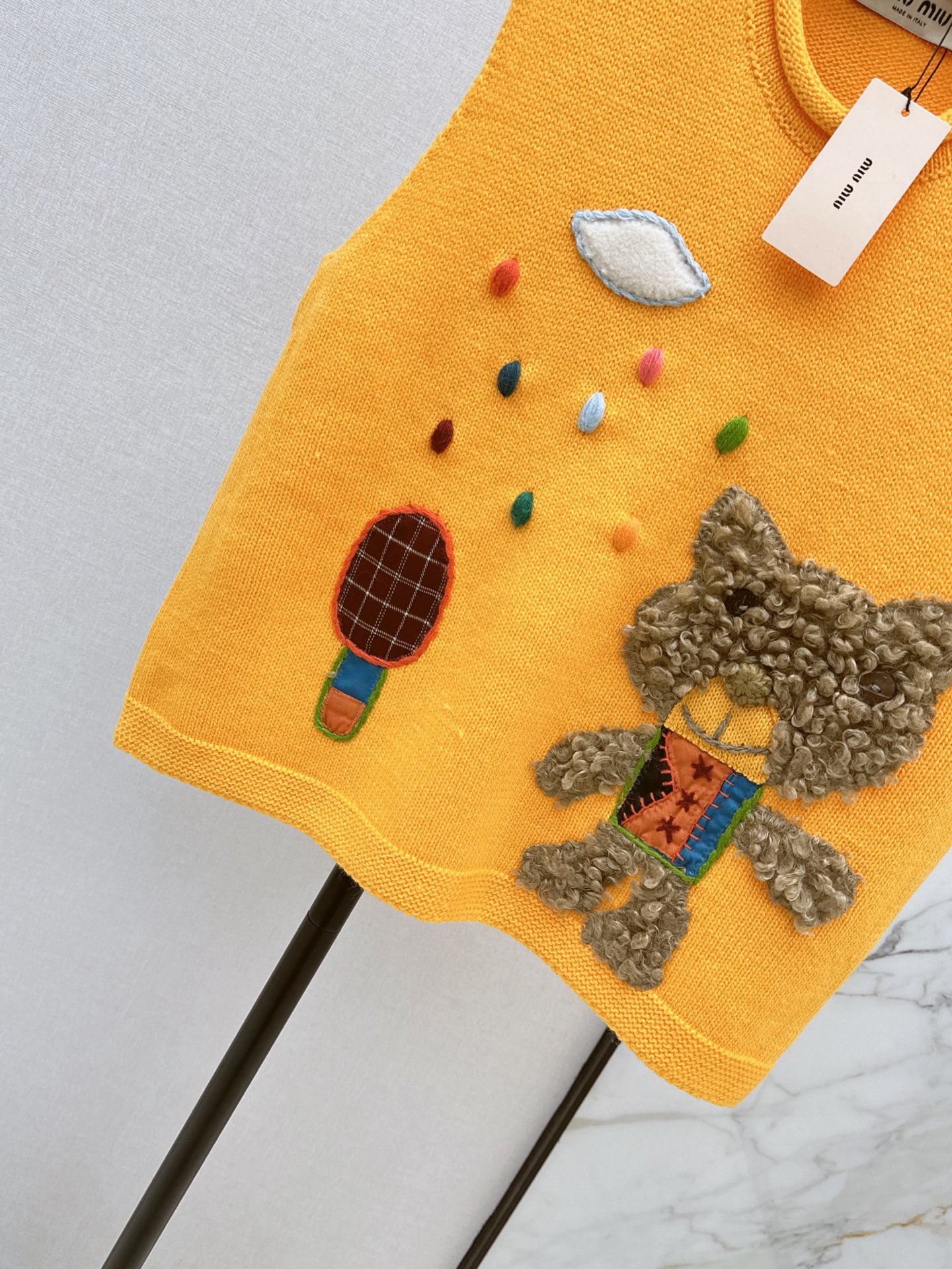 Miu 26fw embroidery knit vest