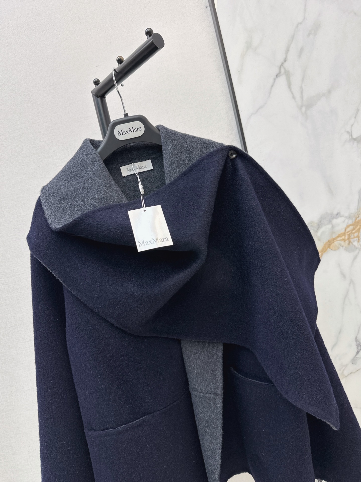 Max 26fw cropped woolen overcoats