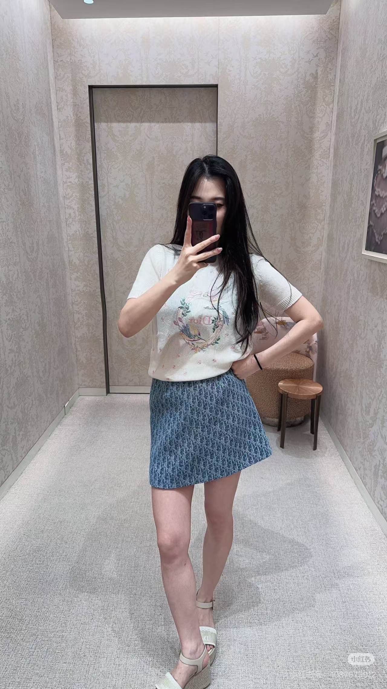 CD 26fw embroidery sweater