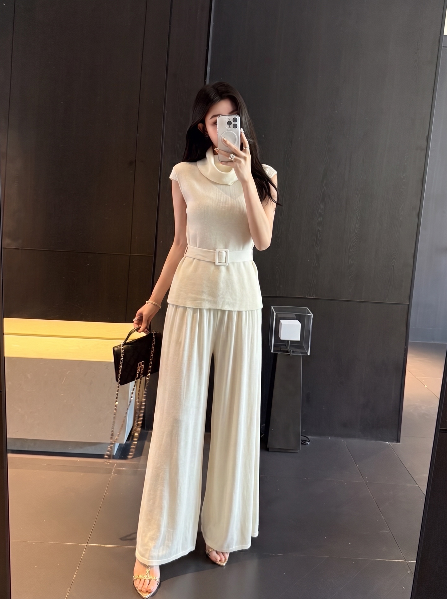 Her 26fw belted knit sleeveless top pants sets