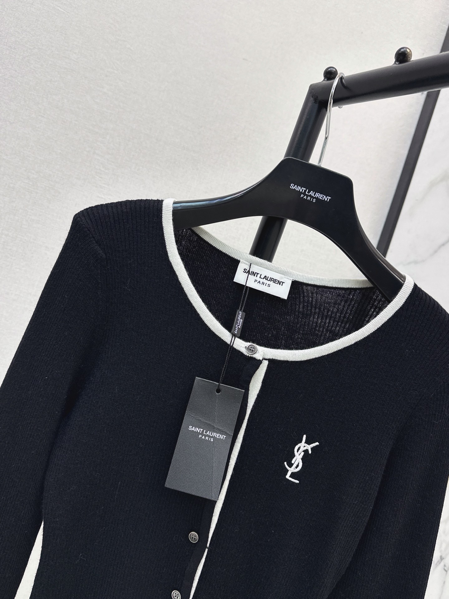 Sain 26fw slim-fit cardigan