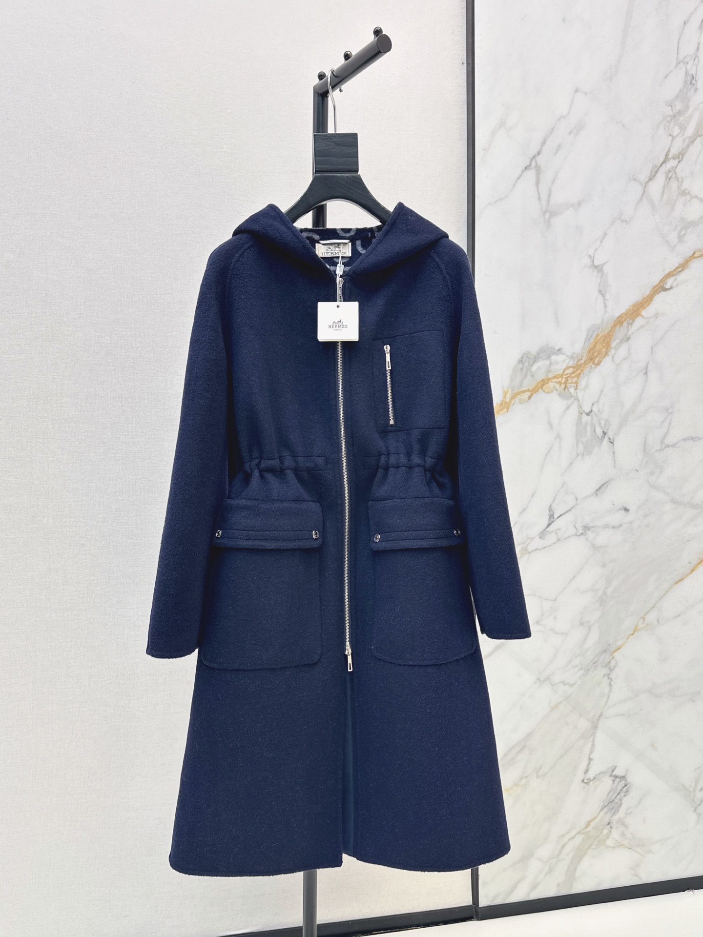Her 26fw drawstring hooded overcoats