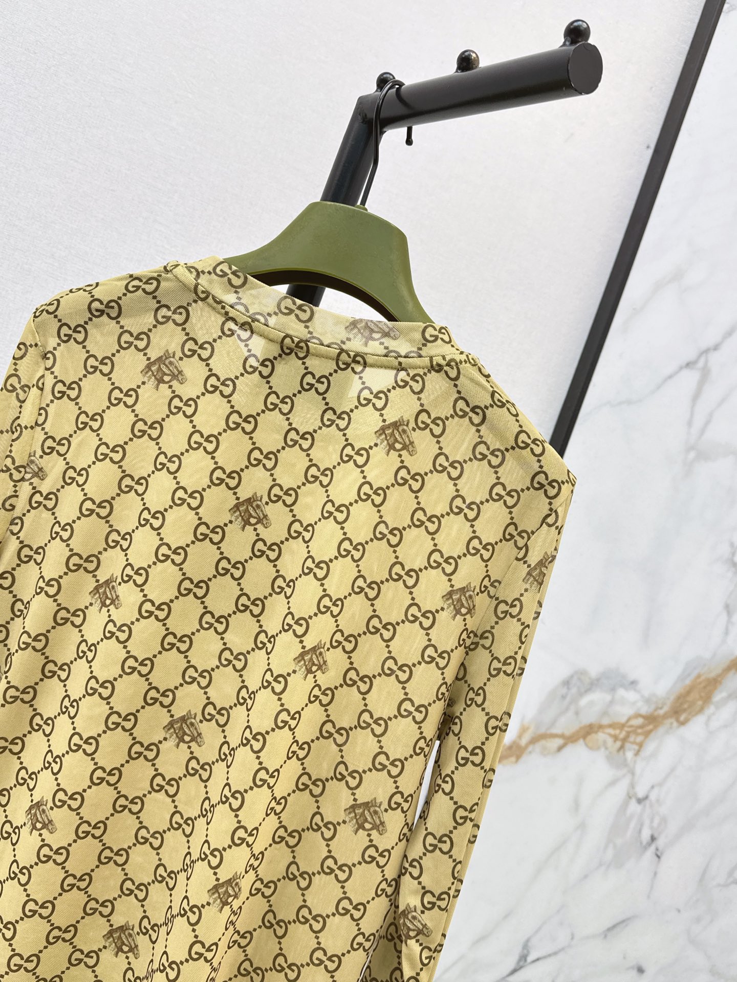 Guc 26fw print mesh basic tee