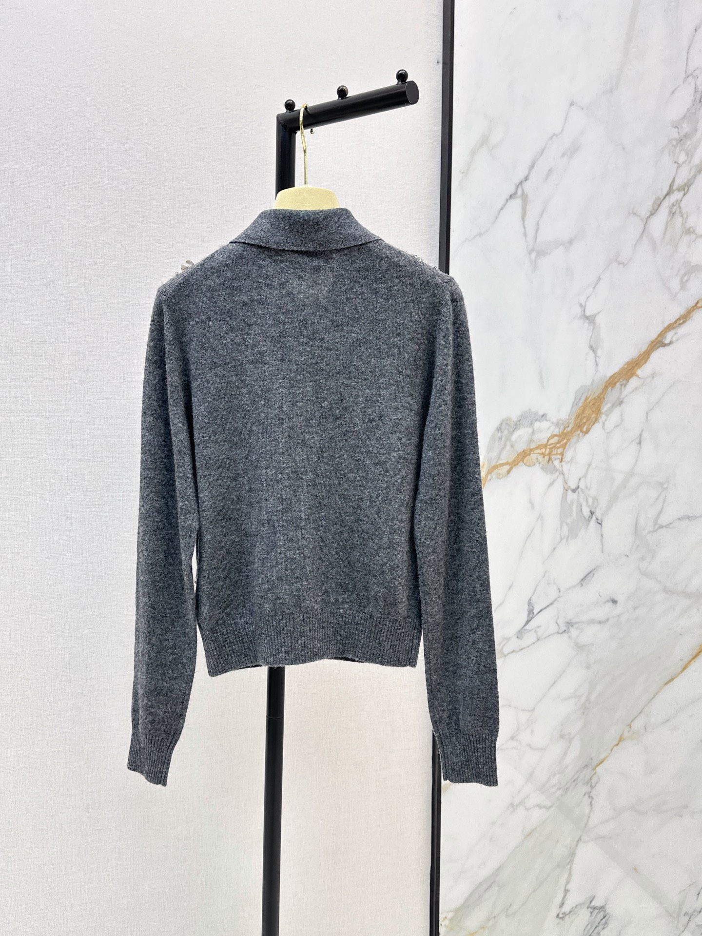 Miu 26ss rhinestone knitwear