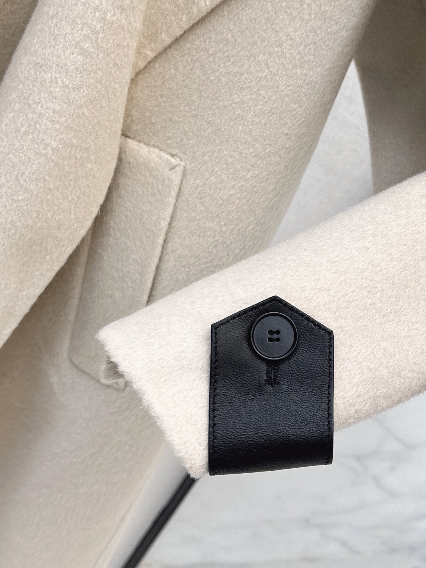 Loui 26fw woolen scarf overcoats