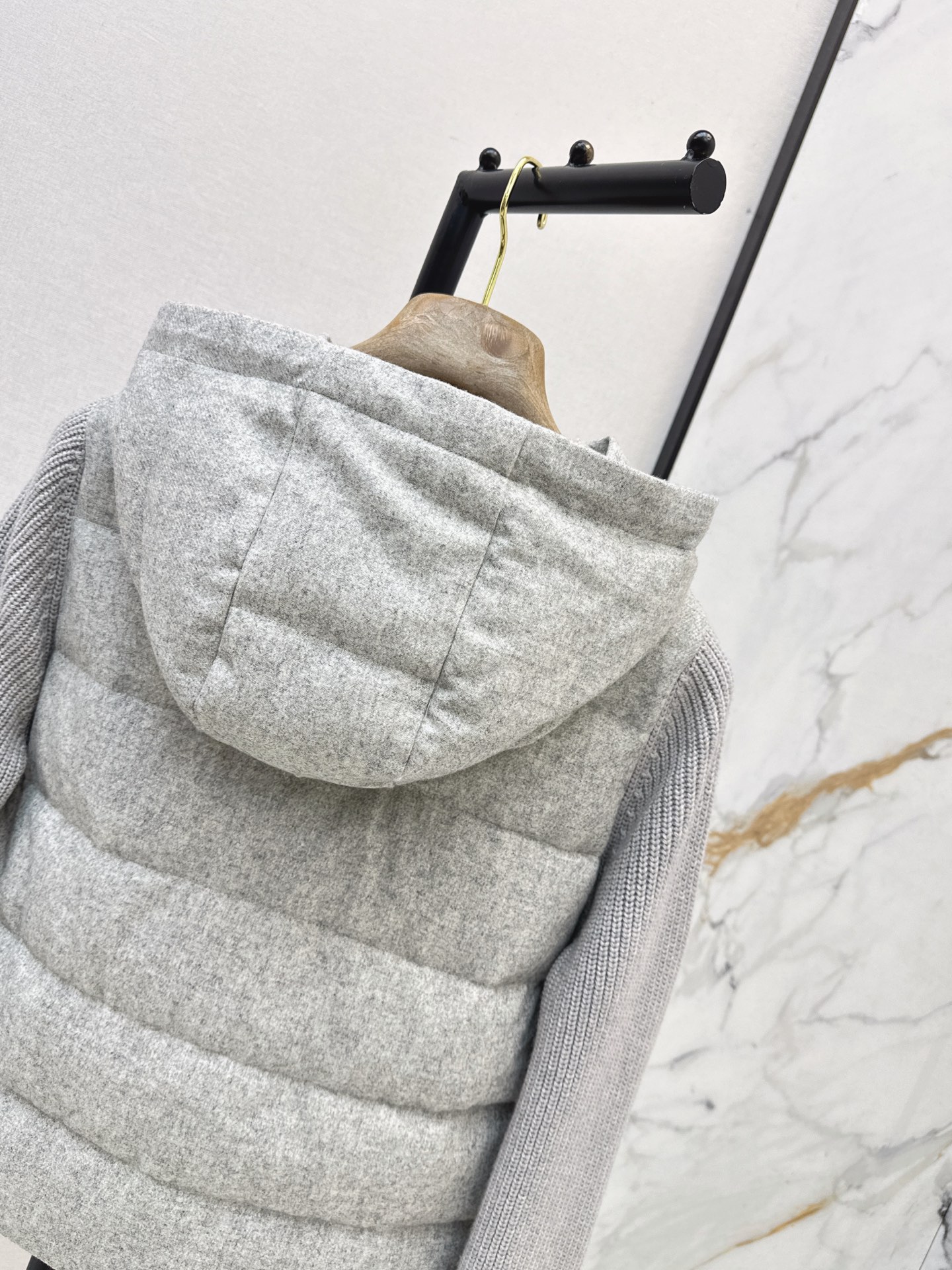 Brun 26fw knit contaract hooded down jacket