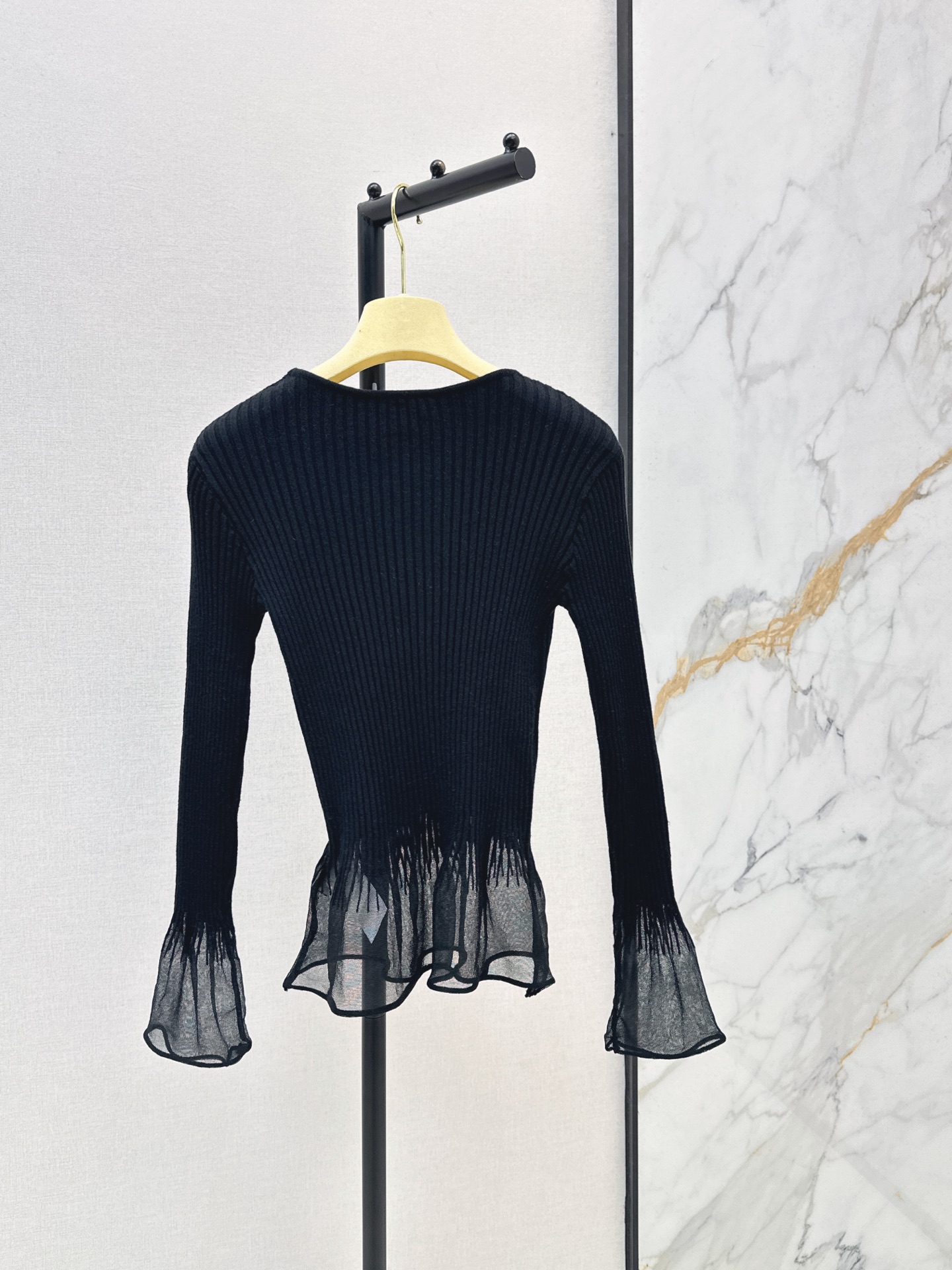 Miu 26fw contract mest knitwear