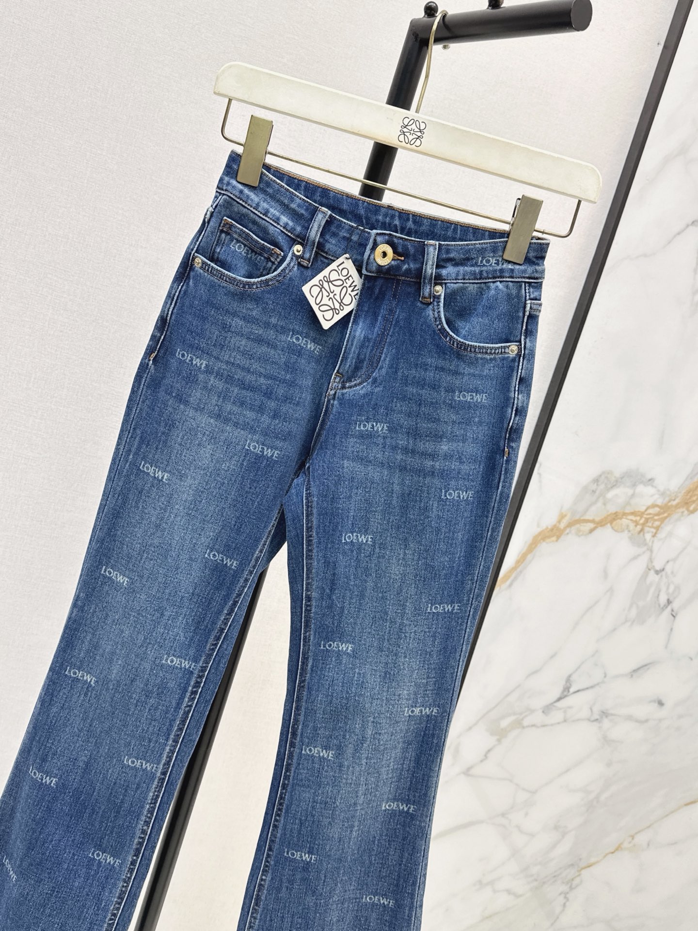 Loe 26fw fit-slim jeans