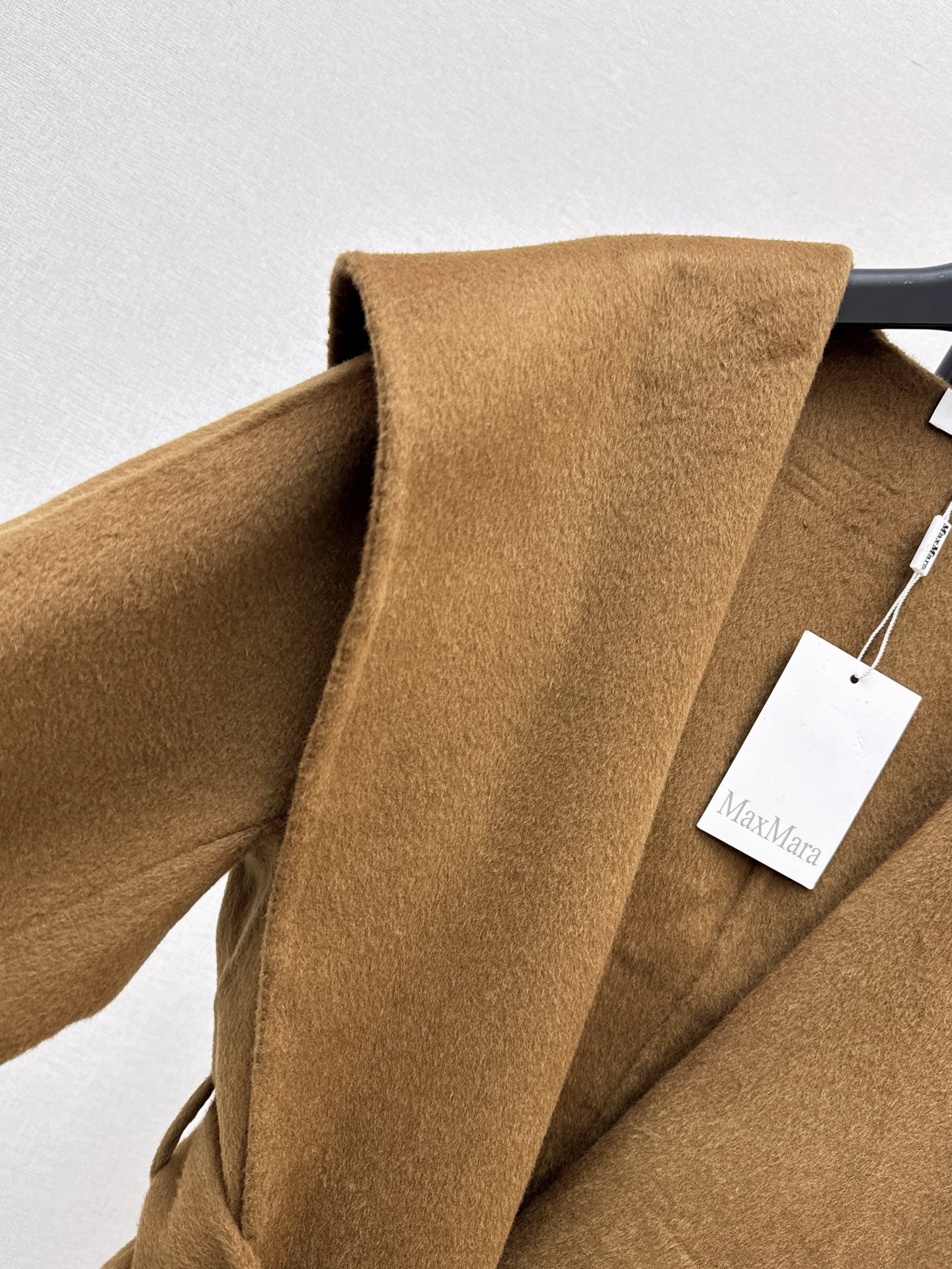 Max 26fw woolen hooded overcoats