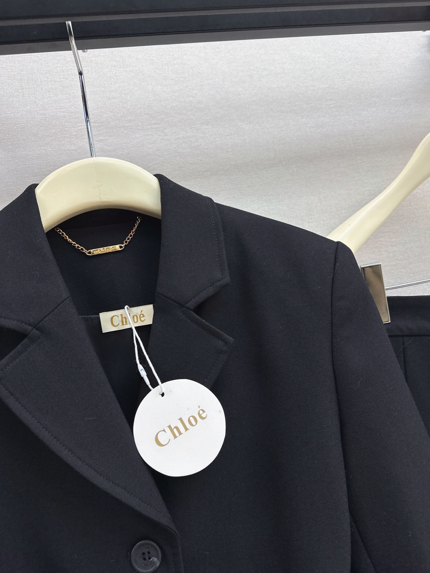 Chol 26fw cropped jacket pleated skirt