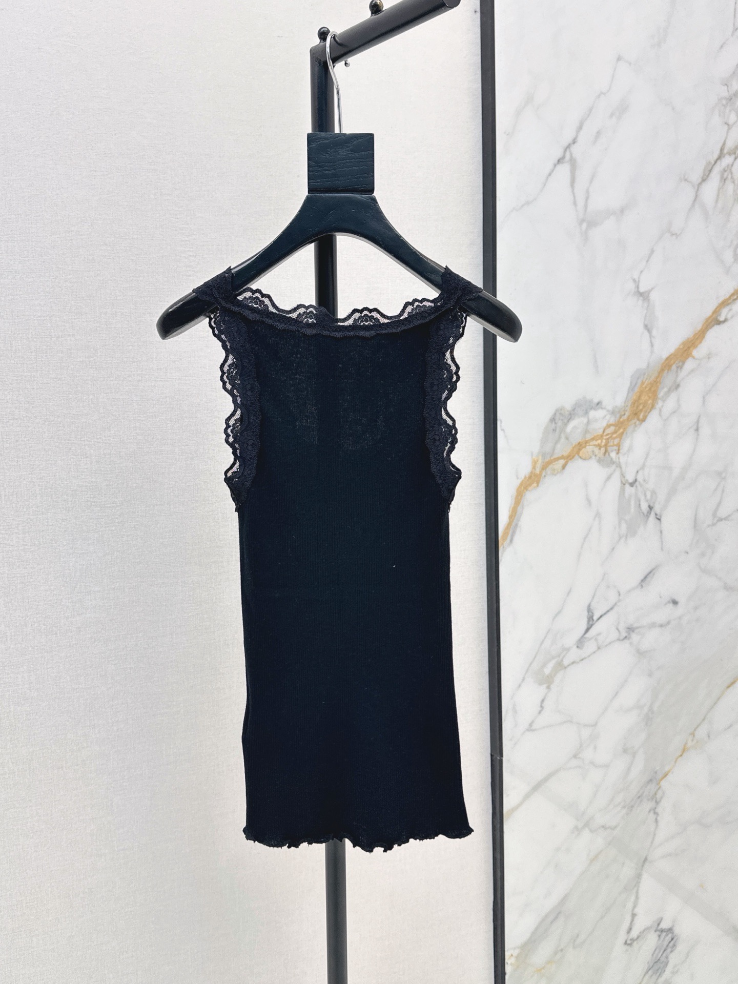 ES 26ss contract lace knit vest