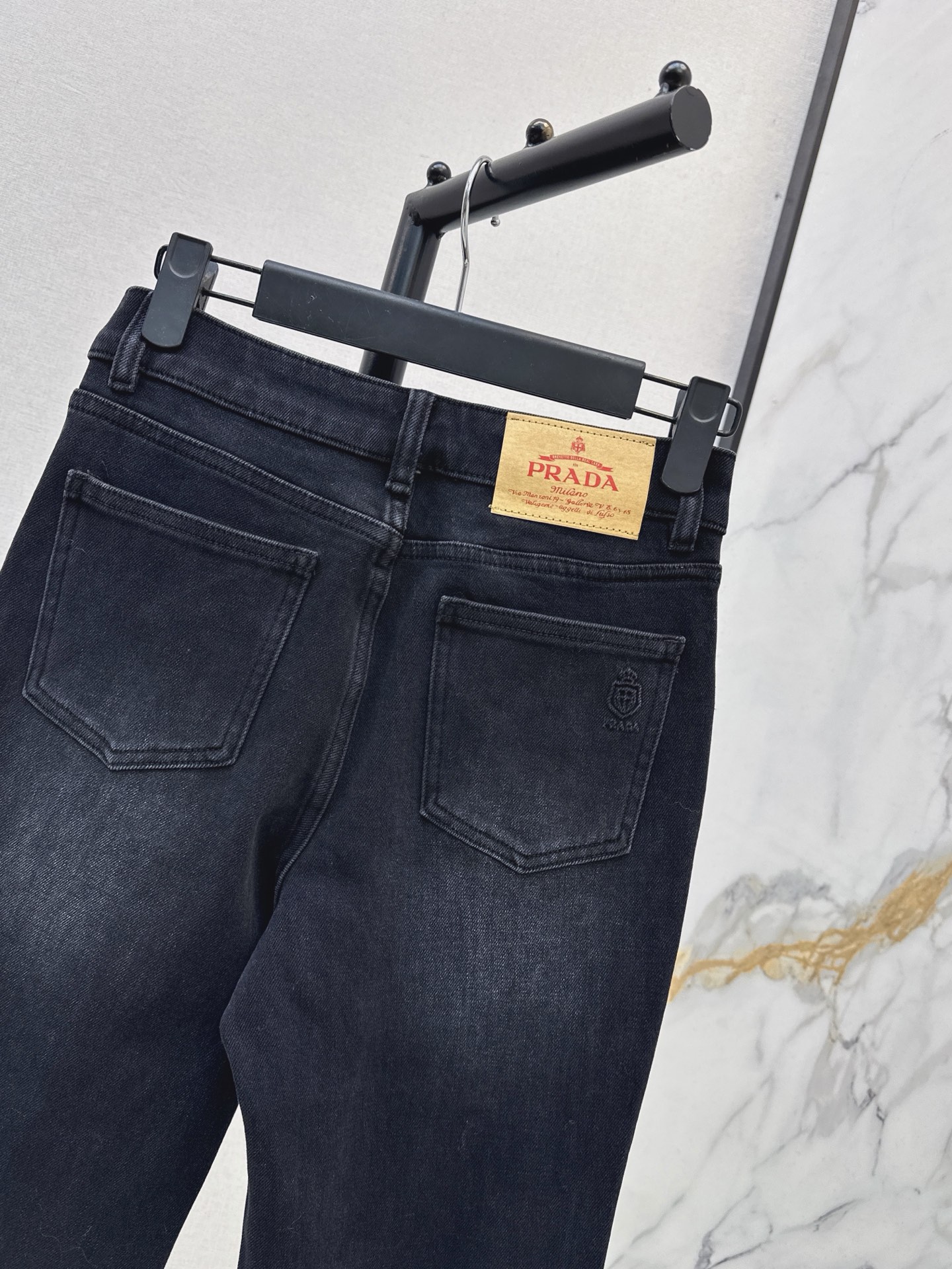 Pra 26fw flared jeans