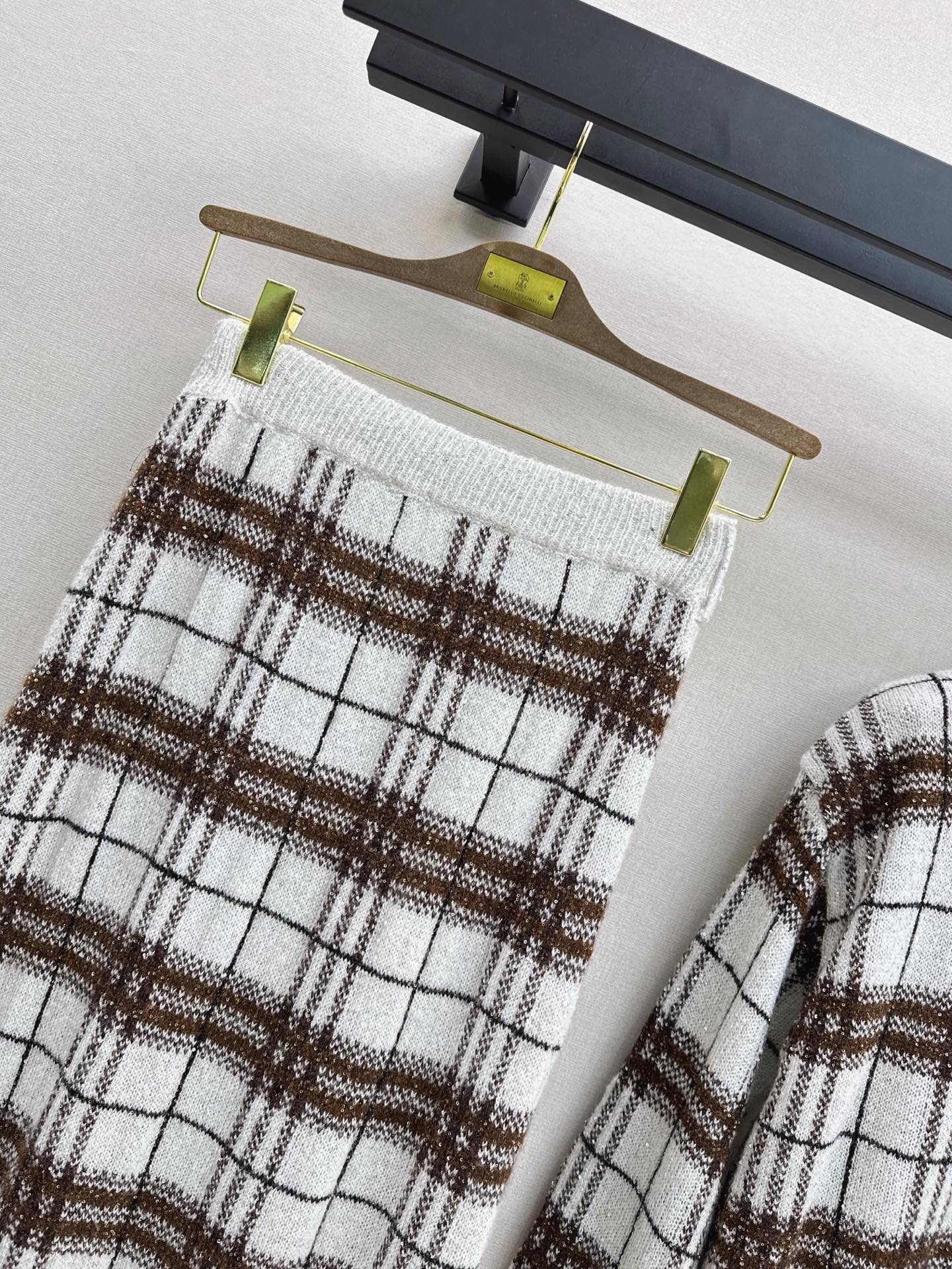 Brun 26fw check sweater skirt sets
