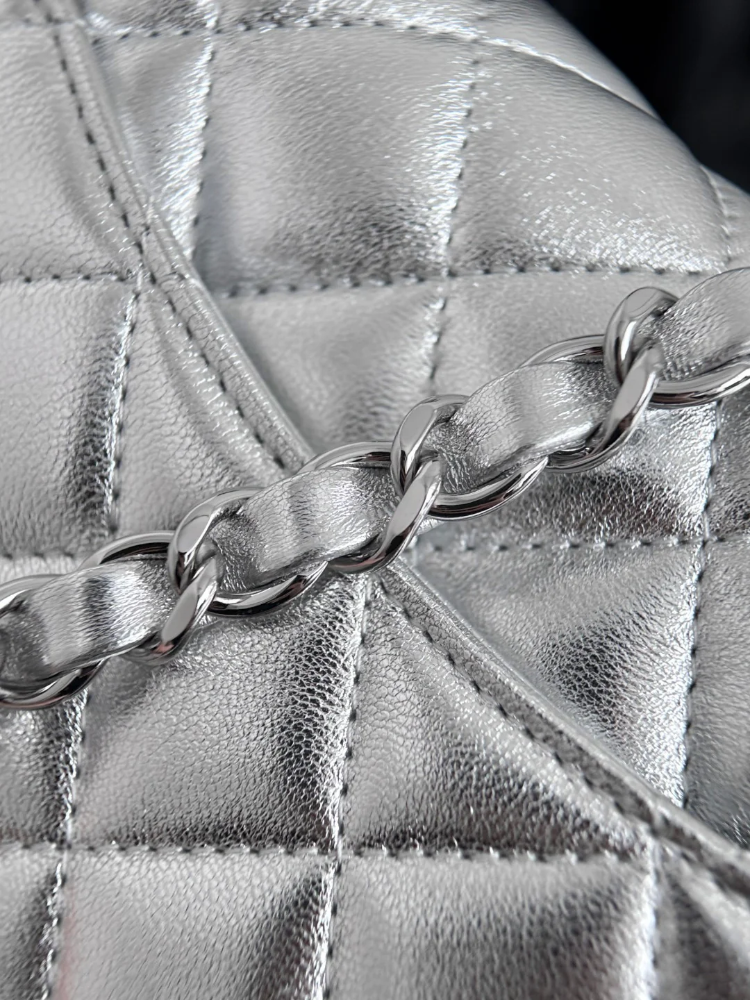 Chan cf20 chain shoulder bag