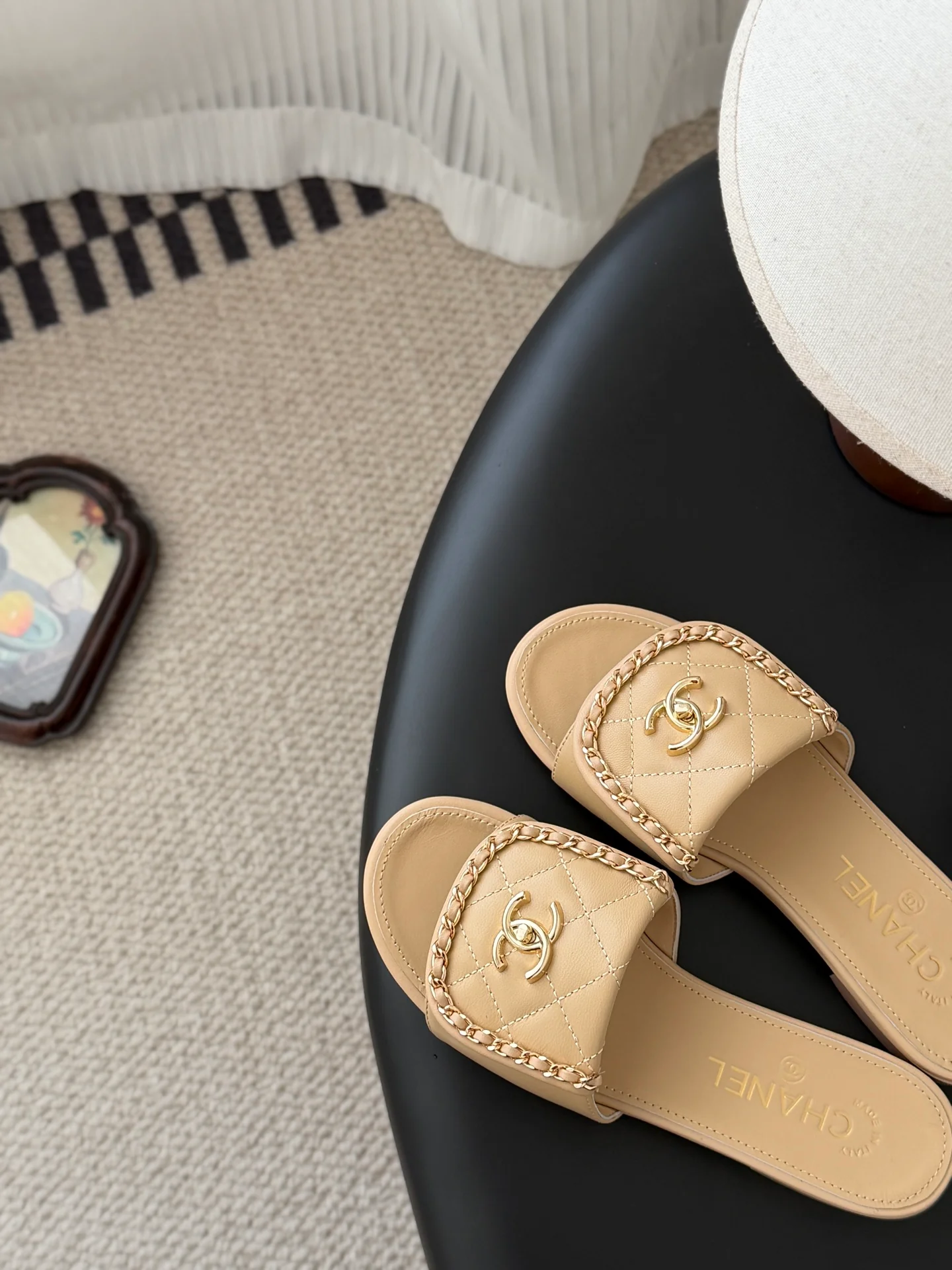 Chan 26ss sandals