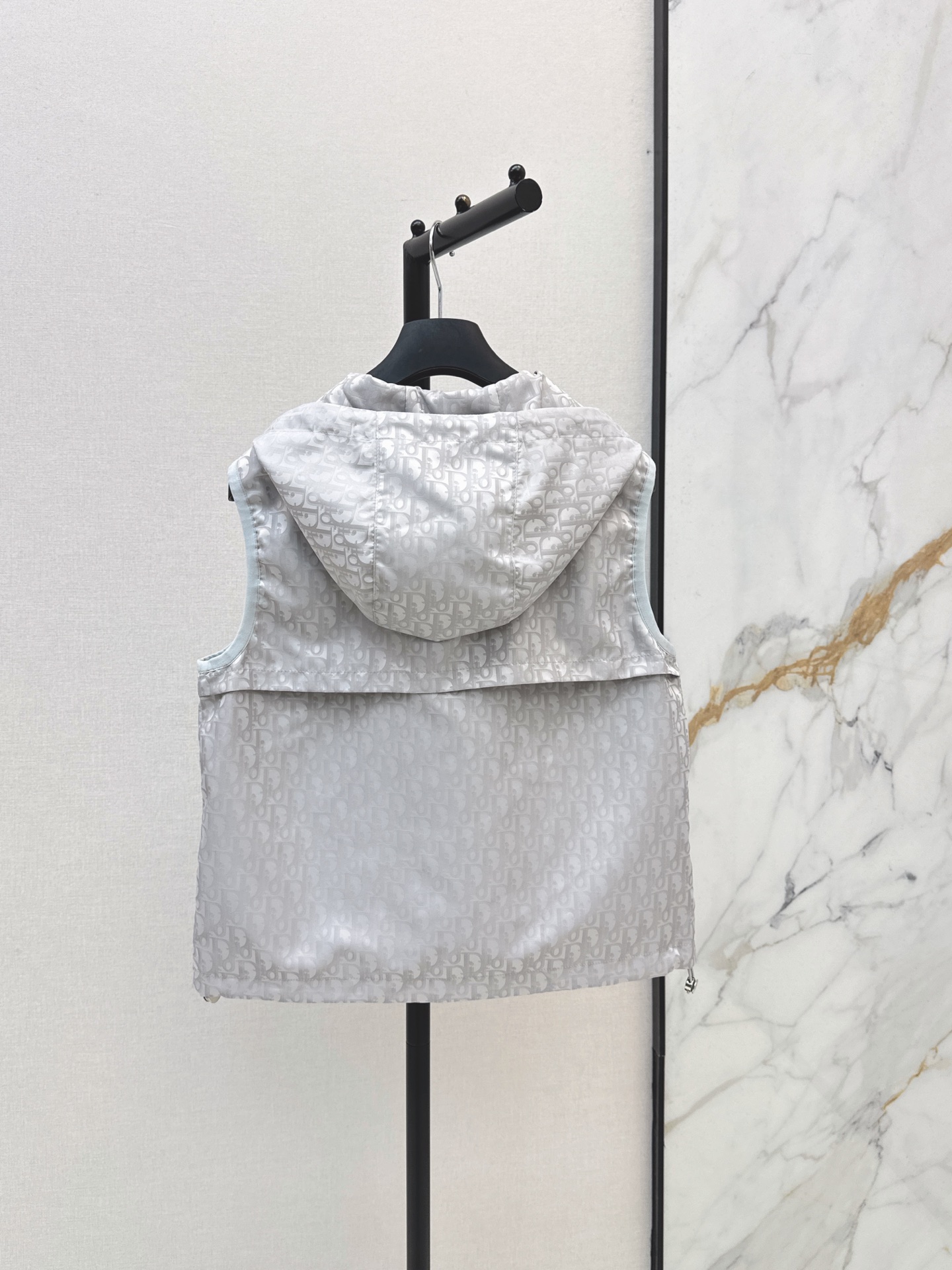 CD 26fw hooded vest jacket